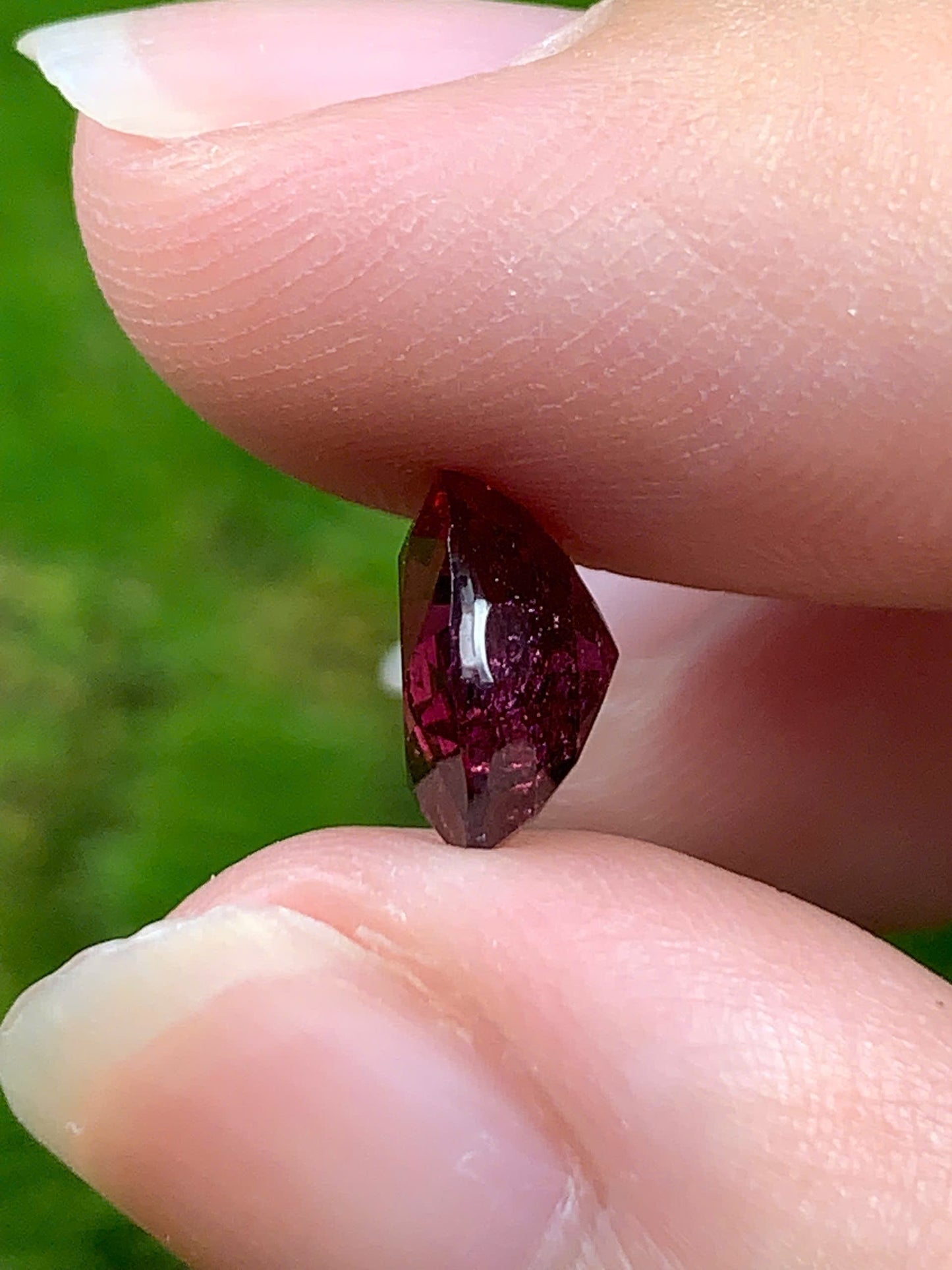 Natural pink Red Garnet 2.54ct - 13092517