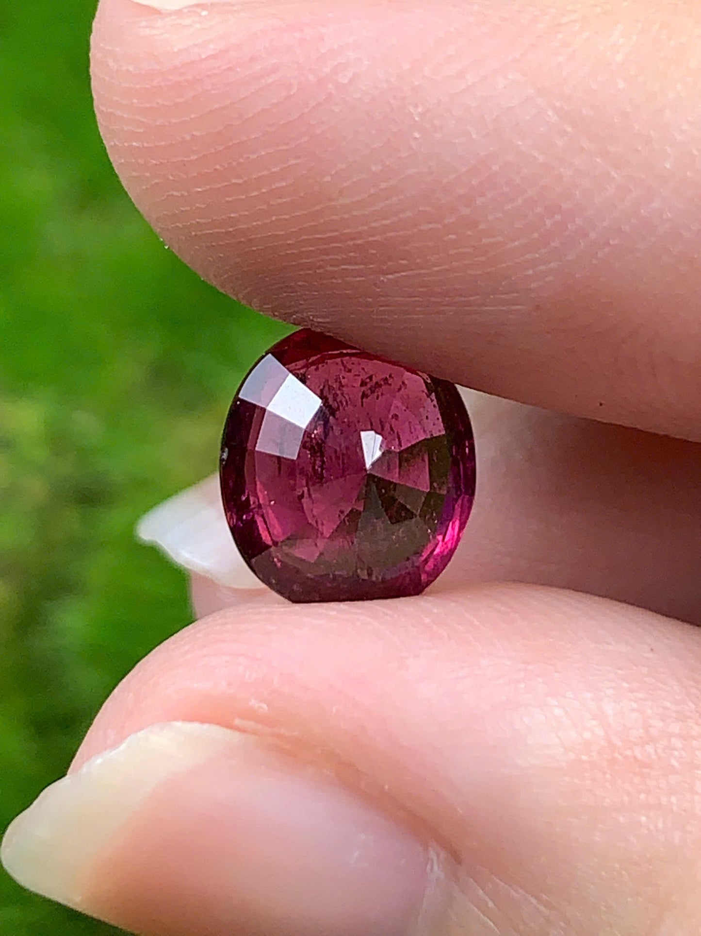 Natural pink Red Garnet 2.54ct - 13092517