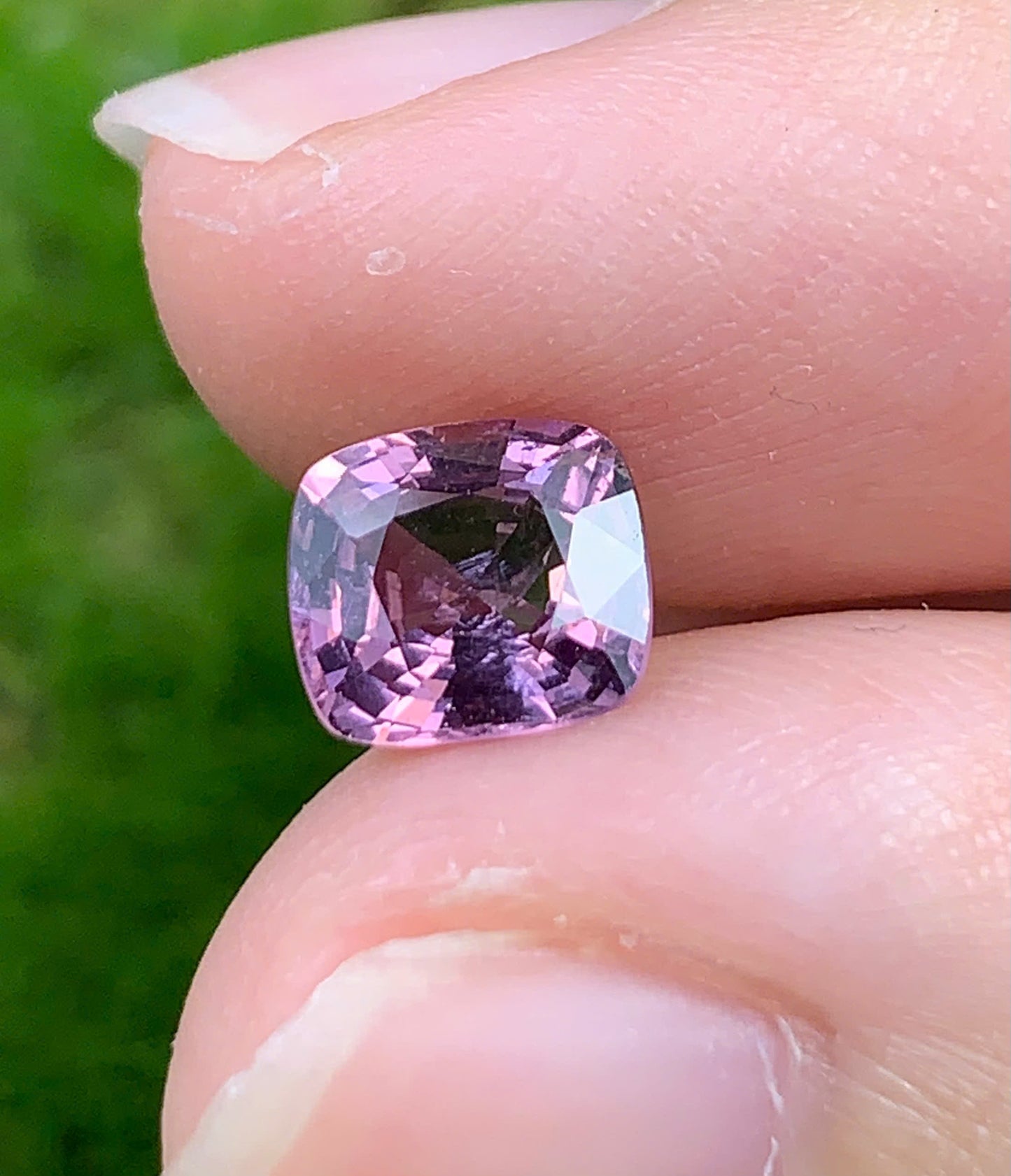 Natural Spinel VietNam 06092506