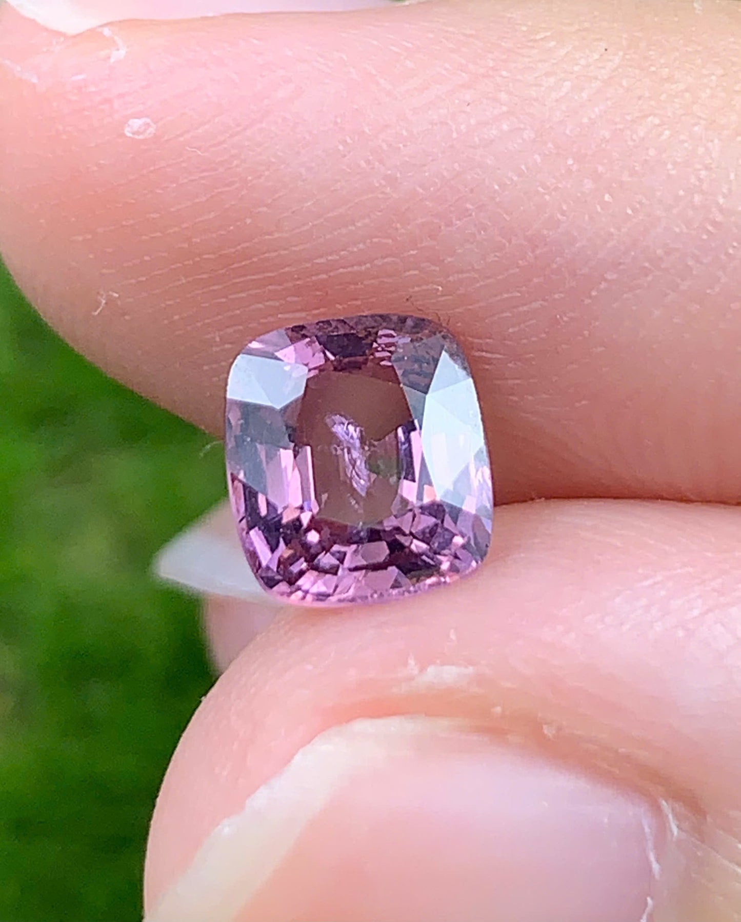 Natural Spinel VietNam 06092506