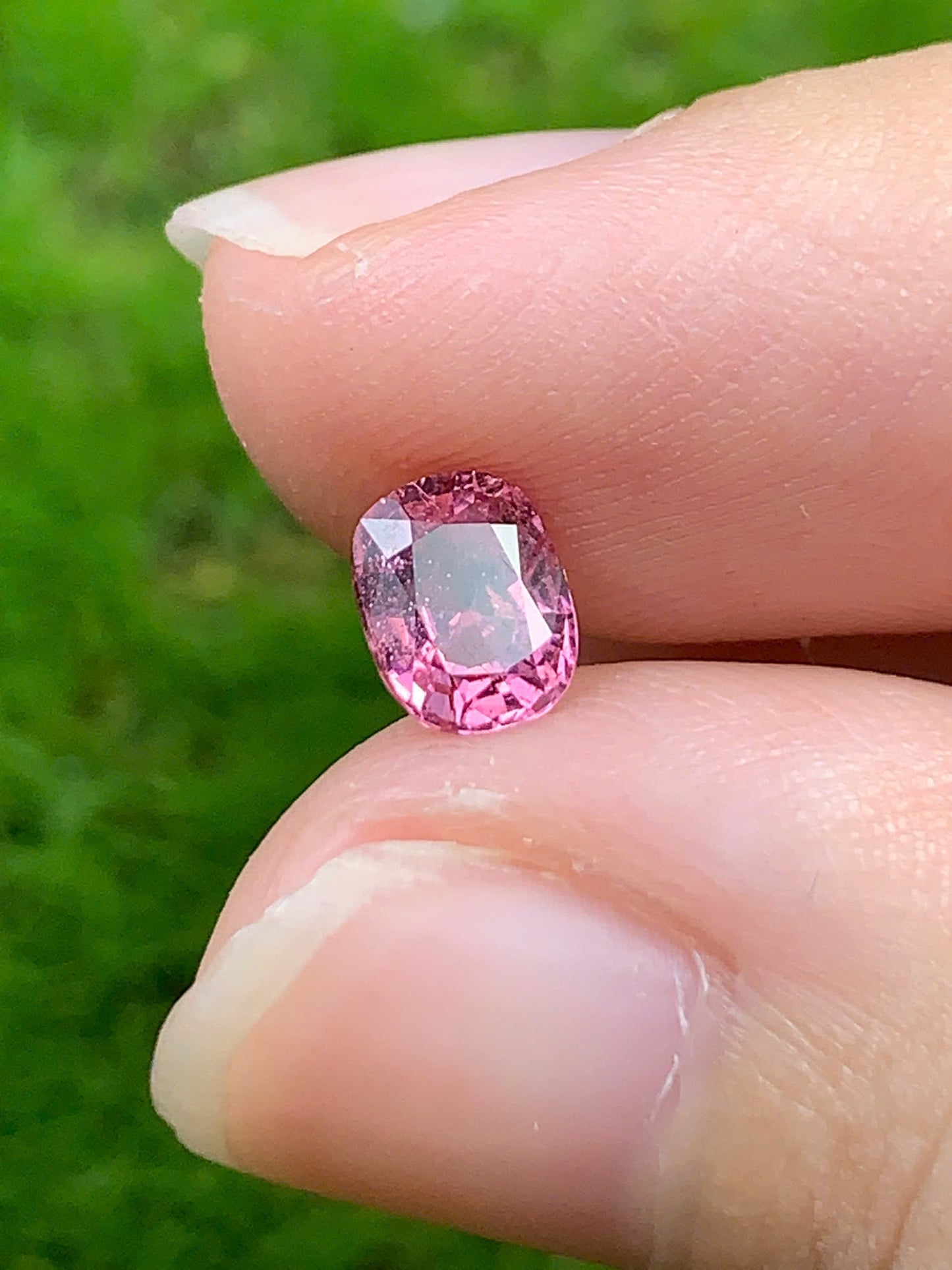 Natural Spinel VietNam 06092510