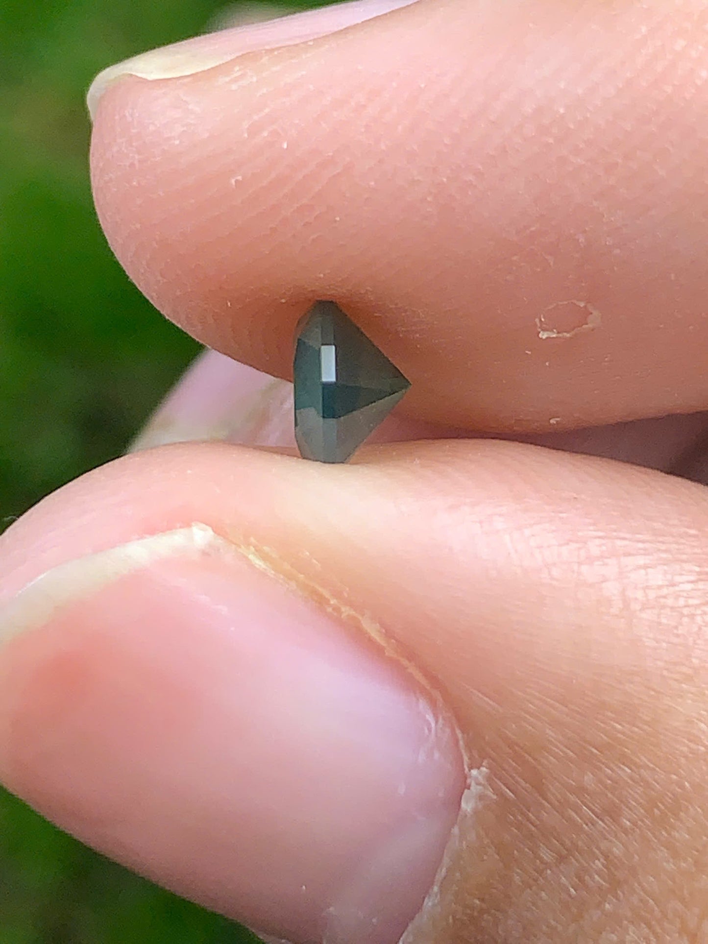 Green Sapphire LucYen 0.54ct _ 17092503