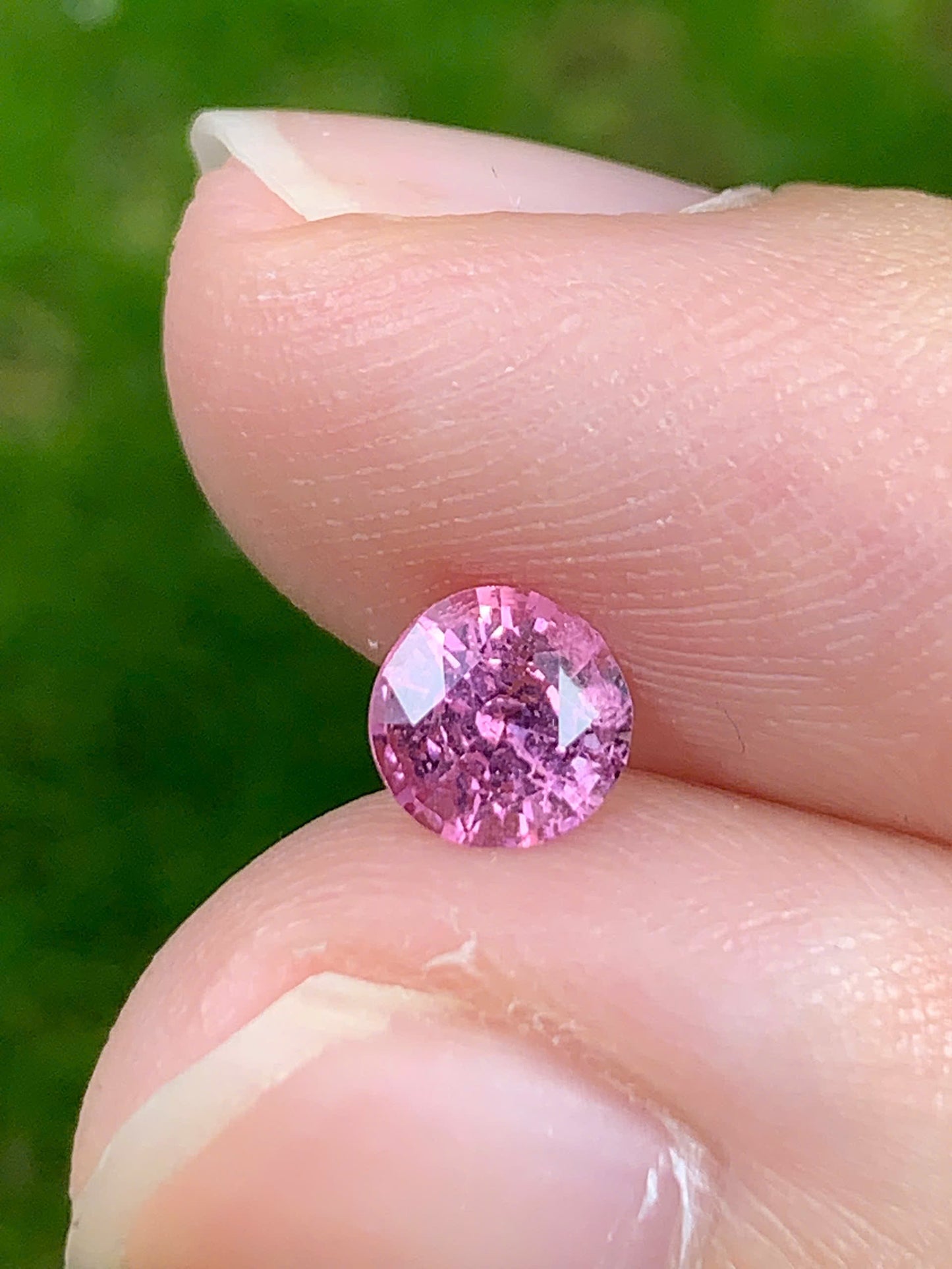 Natural pink spinel LucYen 0.56ct - 18092501