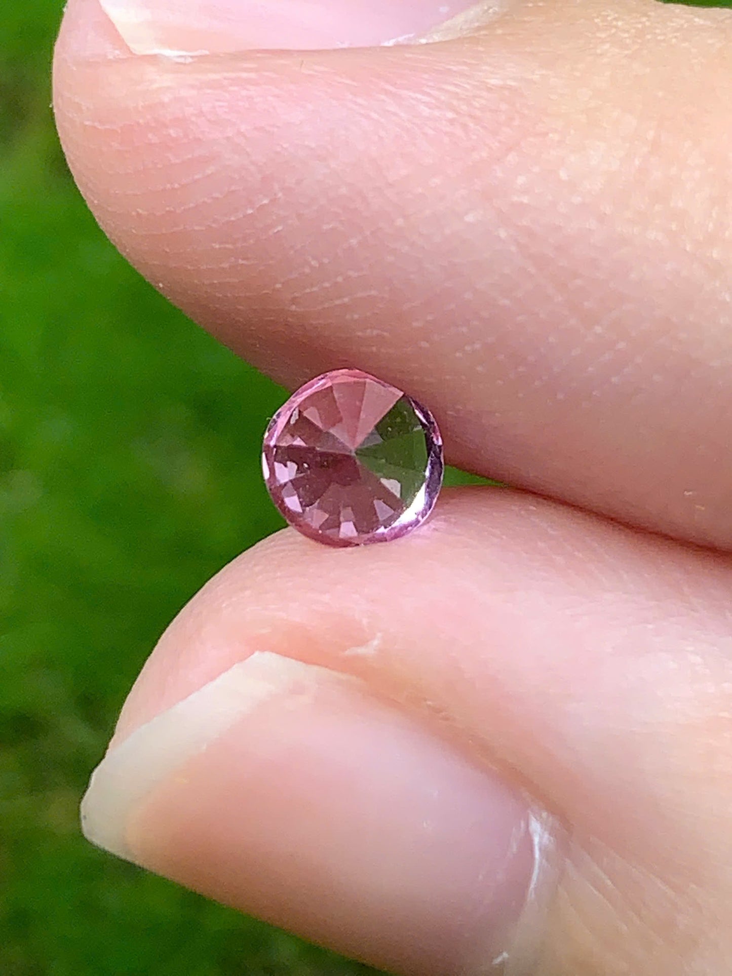 Natural pink Spinel LucYen 0.45ct - 18092513