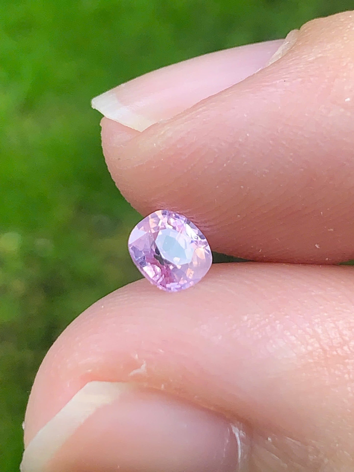 Natural Pink Sapphire LucYen 0.4ct _ 19092509