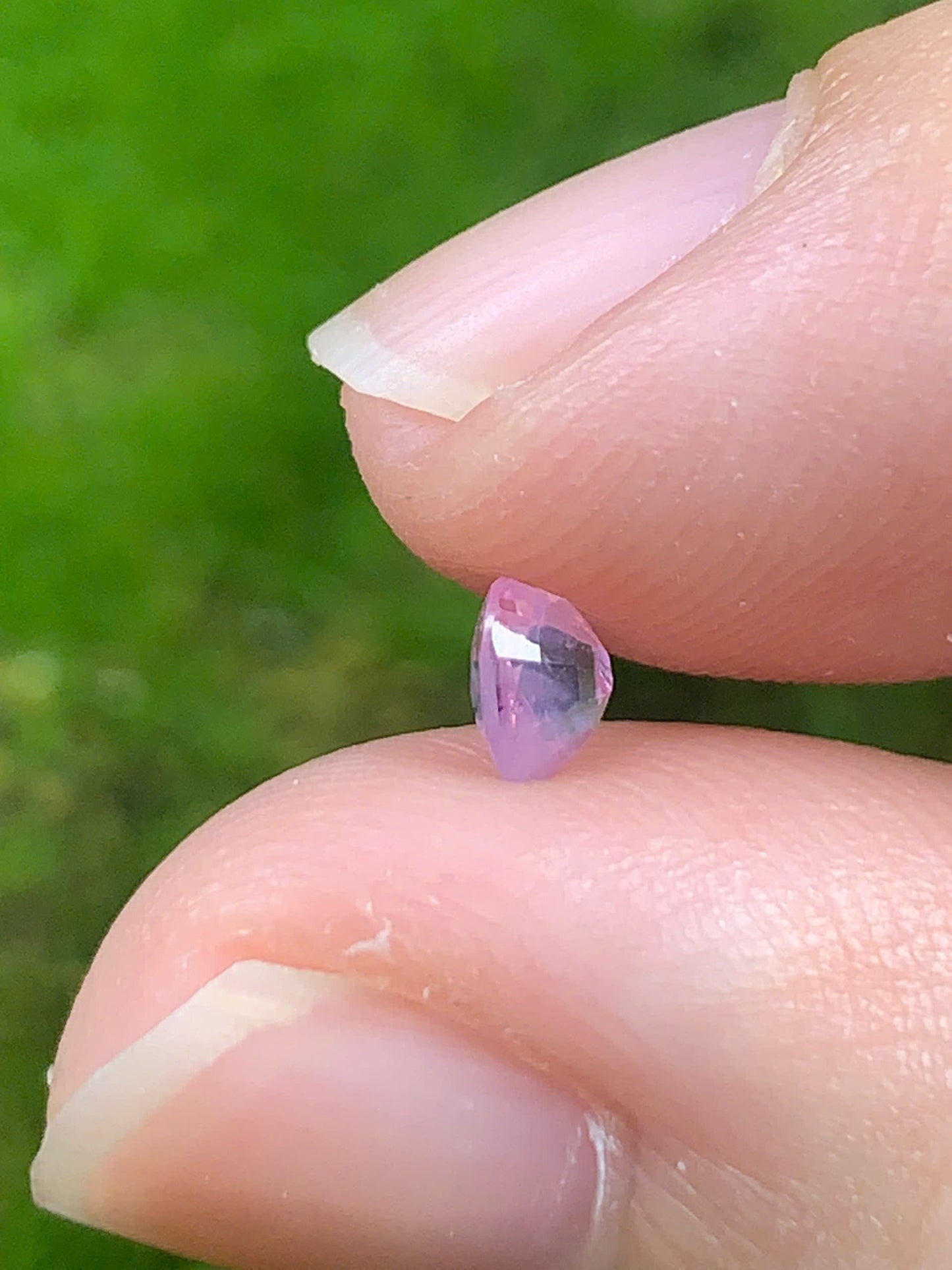 Natural Pink Sapphire LucYen 0.4ct _ 19092509