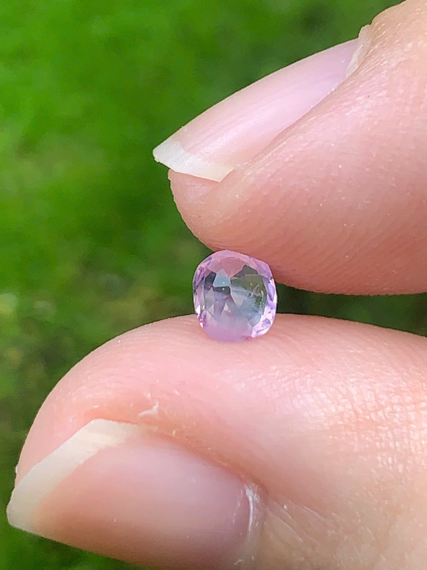 Natural Pink Sapphire LucYen 0.4ct _ 19092509
