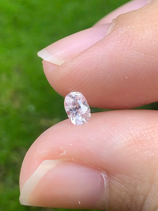 Natural White Sapphire LucYen 0.27ct _ 19092511