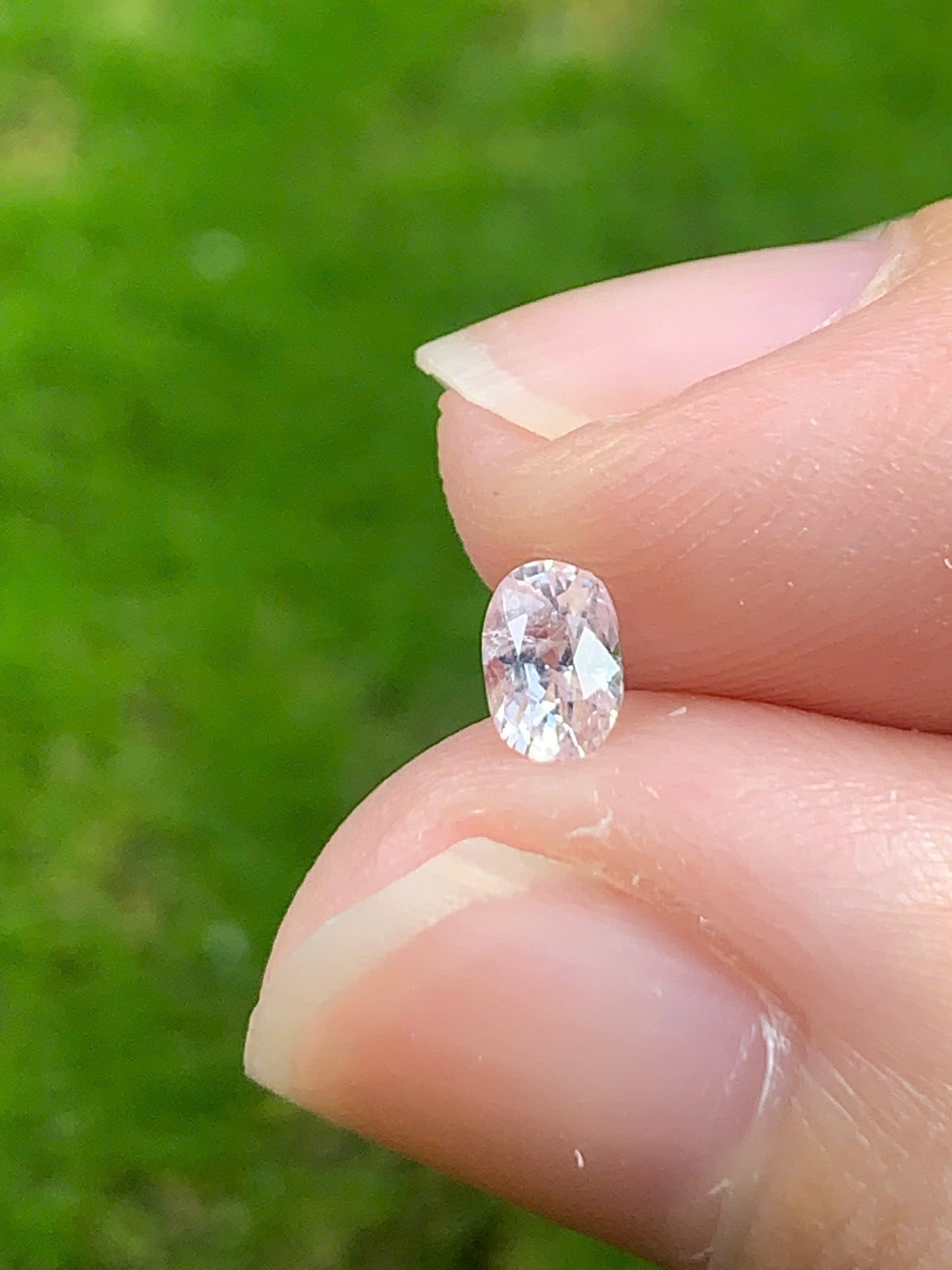 Natural White Sapphire LucYen 0.27ct _ 19092511