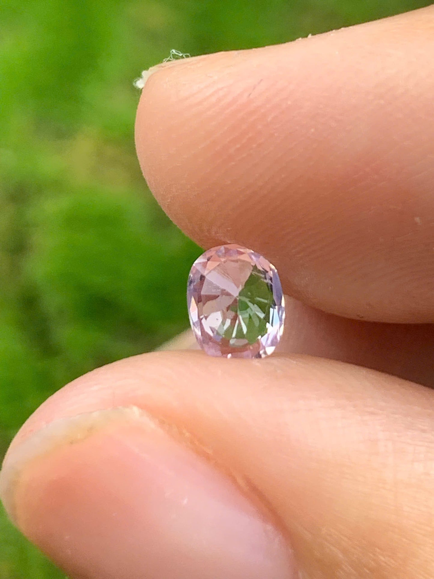 Natural White sapphire LụcYên 0.54ct_ 20092503