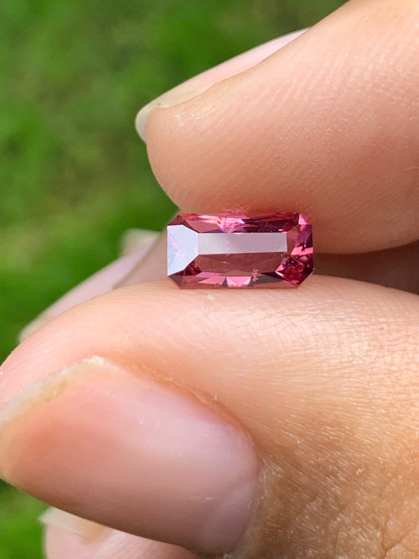 Natural Red Spinel LucYen 0.975ct - 20092506