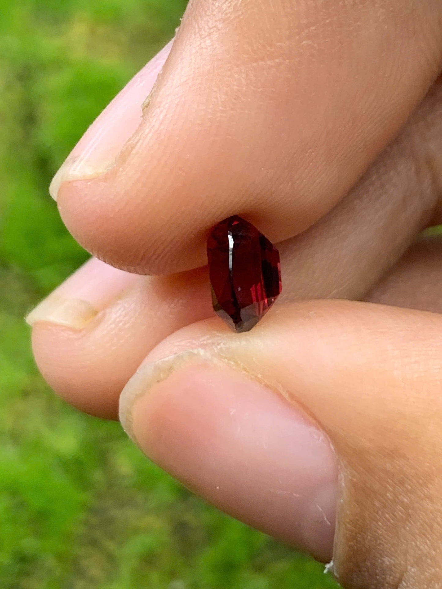 Natural Red Garnet 1.185ct - 20092509