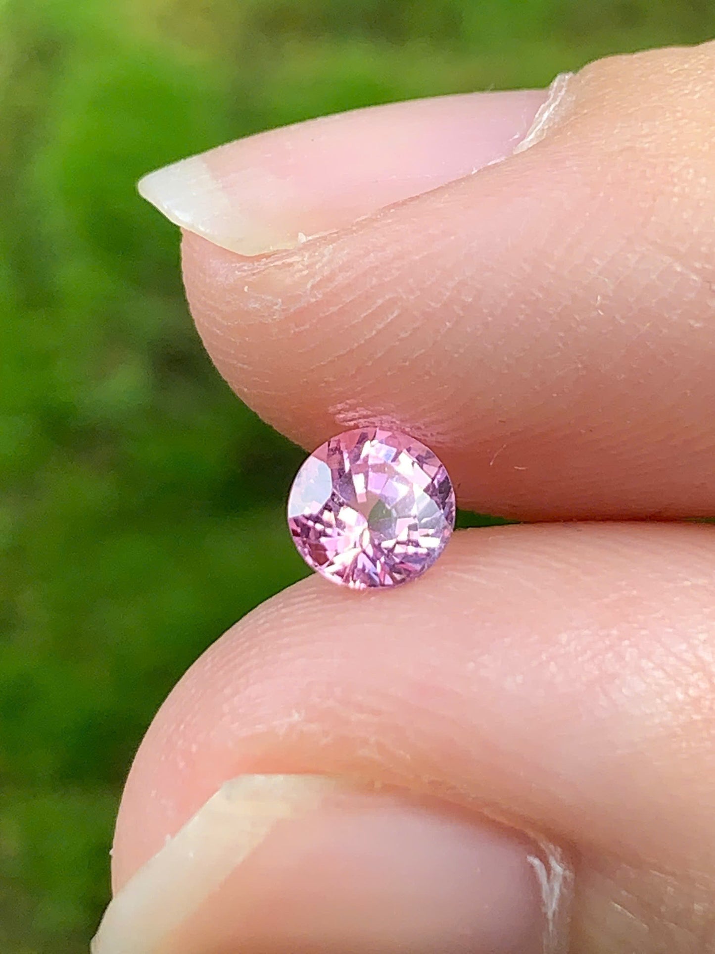 Natural pink Spinel LucYen 0.41ct - 18092511