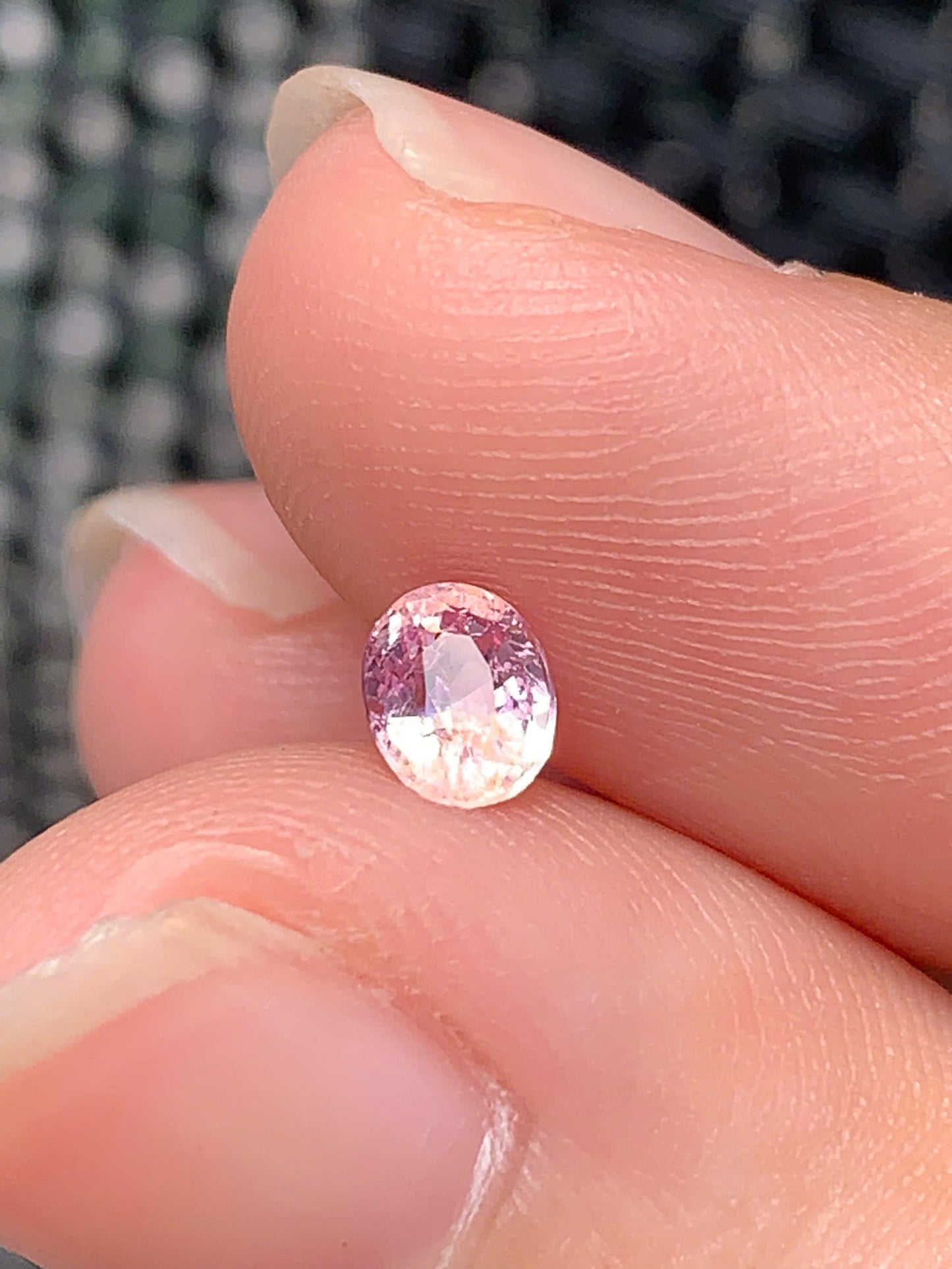 Natural White Pink Spinel LucYen 0.46ct - 1010203