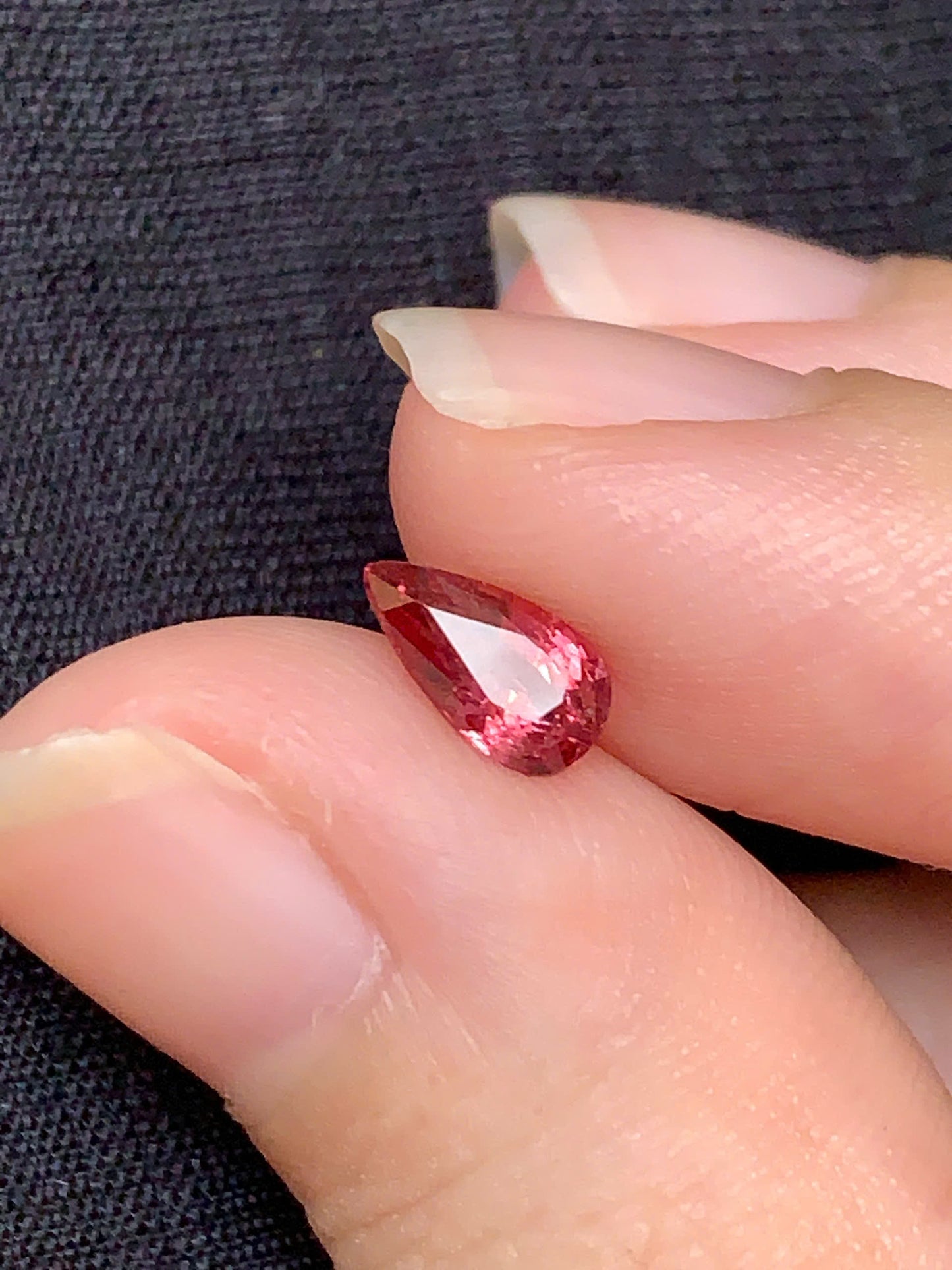 Natural Red Spinel LucYen 0.695ct -16102503