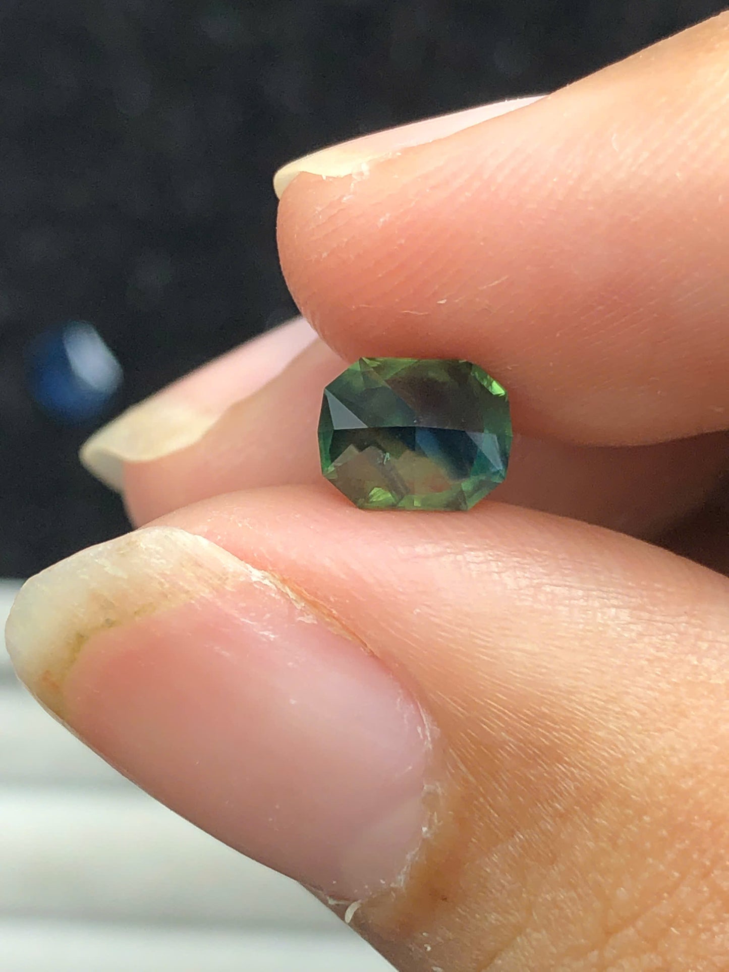 Green Sapphire LucYen (HEAT)  1.26ct _ 24112510