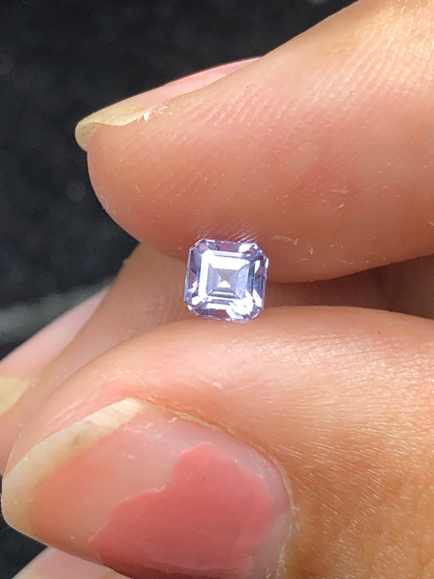Natural Bluish white Spinel LucYen 0.48ct - 30112503