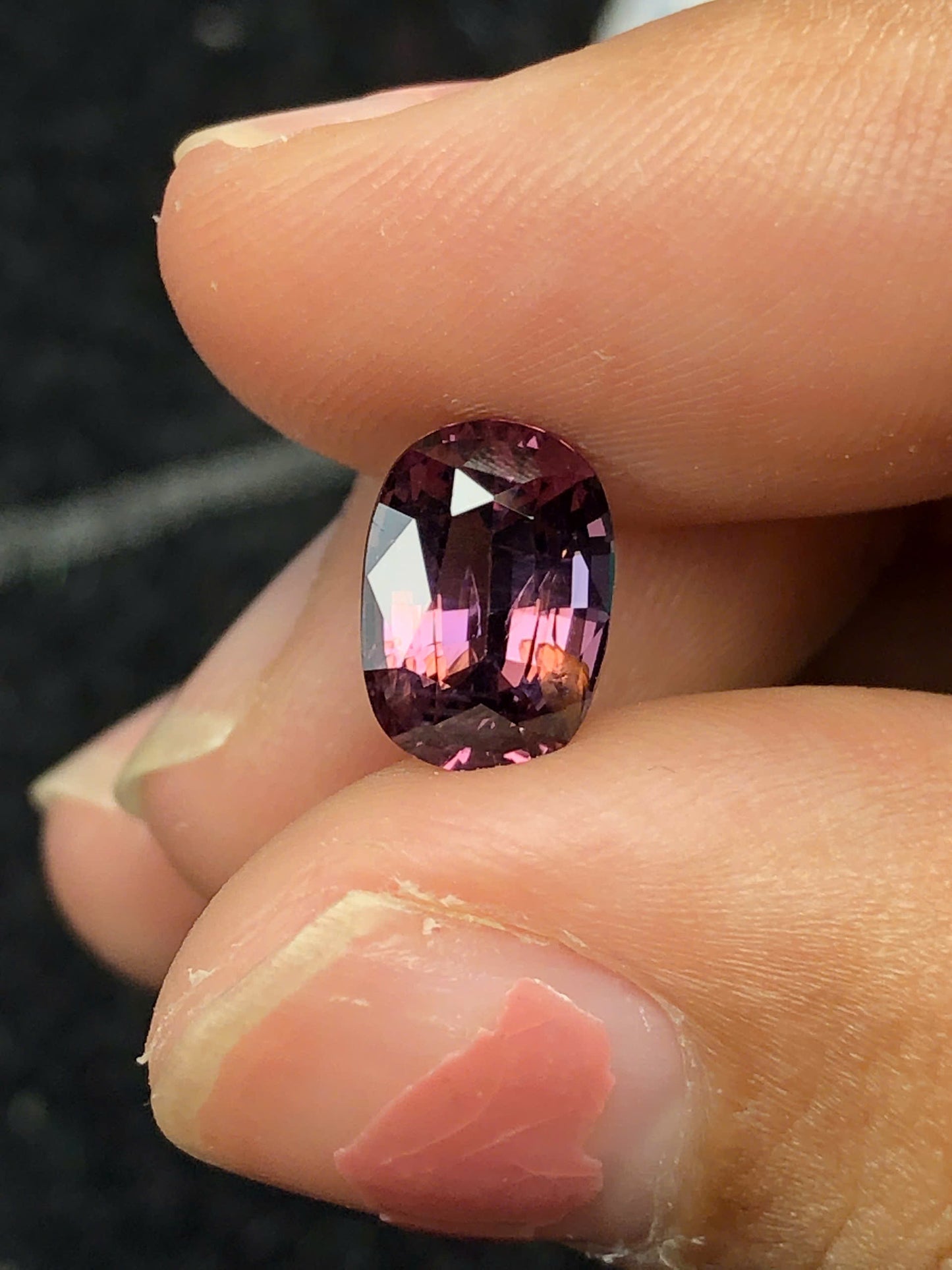 Natural Dark Purple spinel LucYen 2.26ct - 05122504