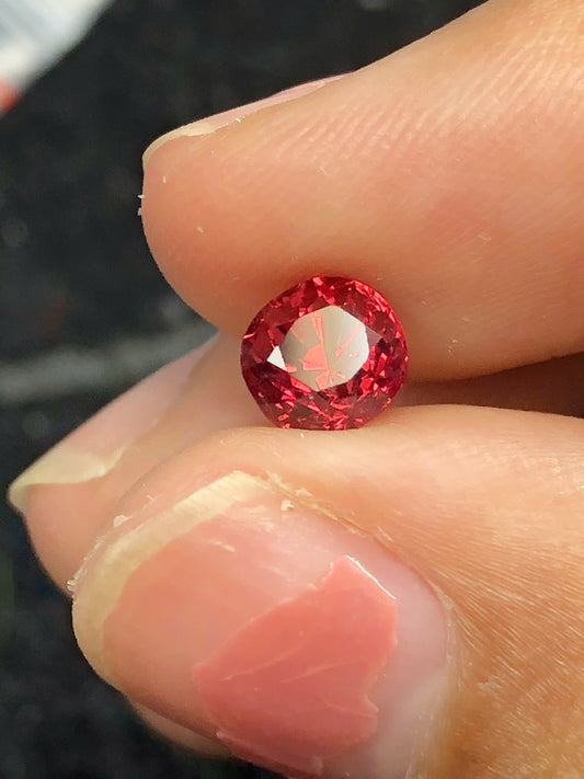 Natural Red spinel LucYen 1.41ct - 05122507