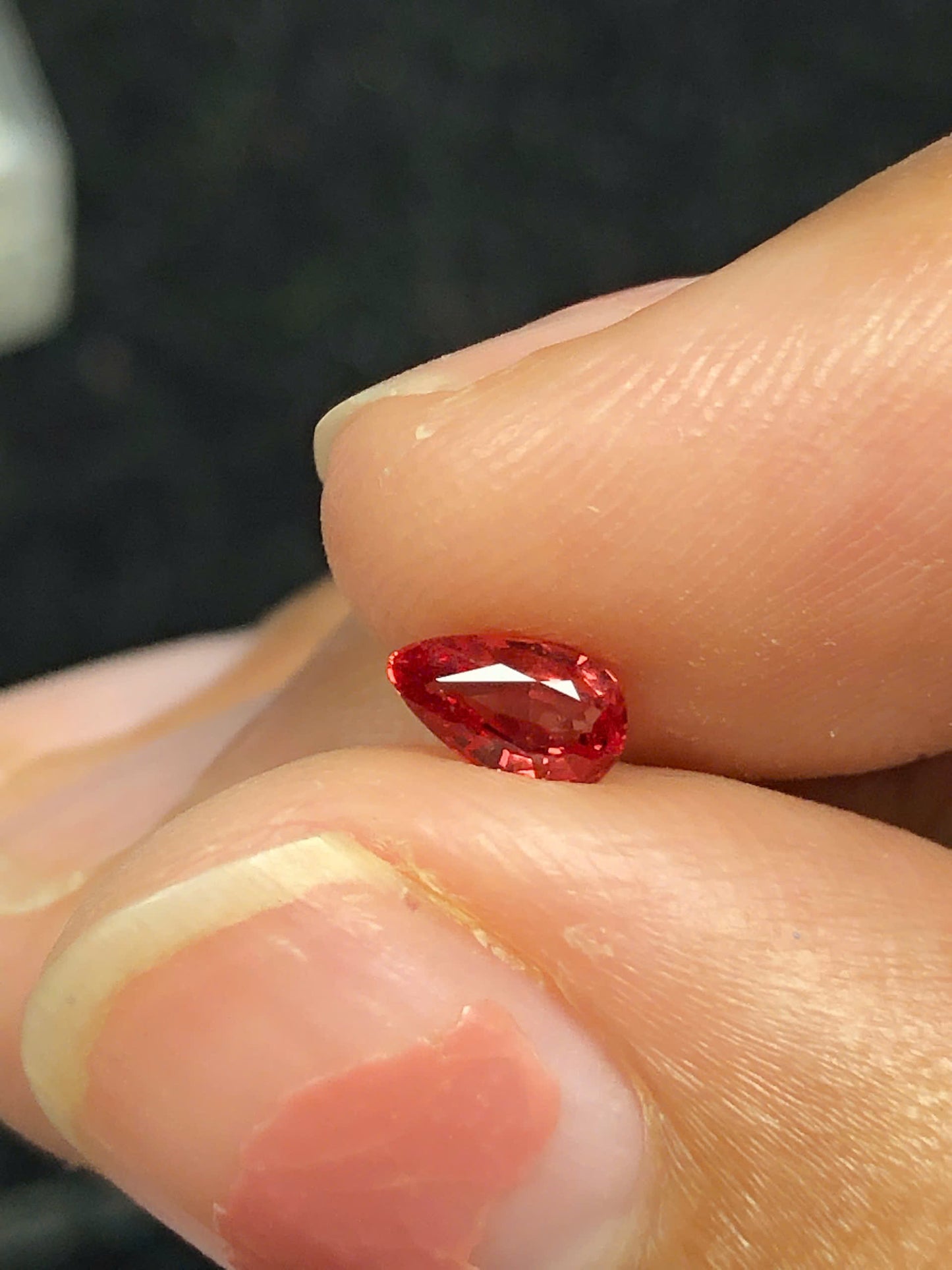 Natural orange spinel LucYen 0.28ct - 06122505