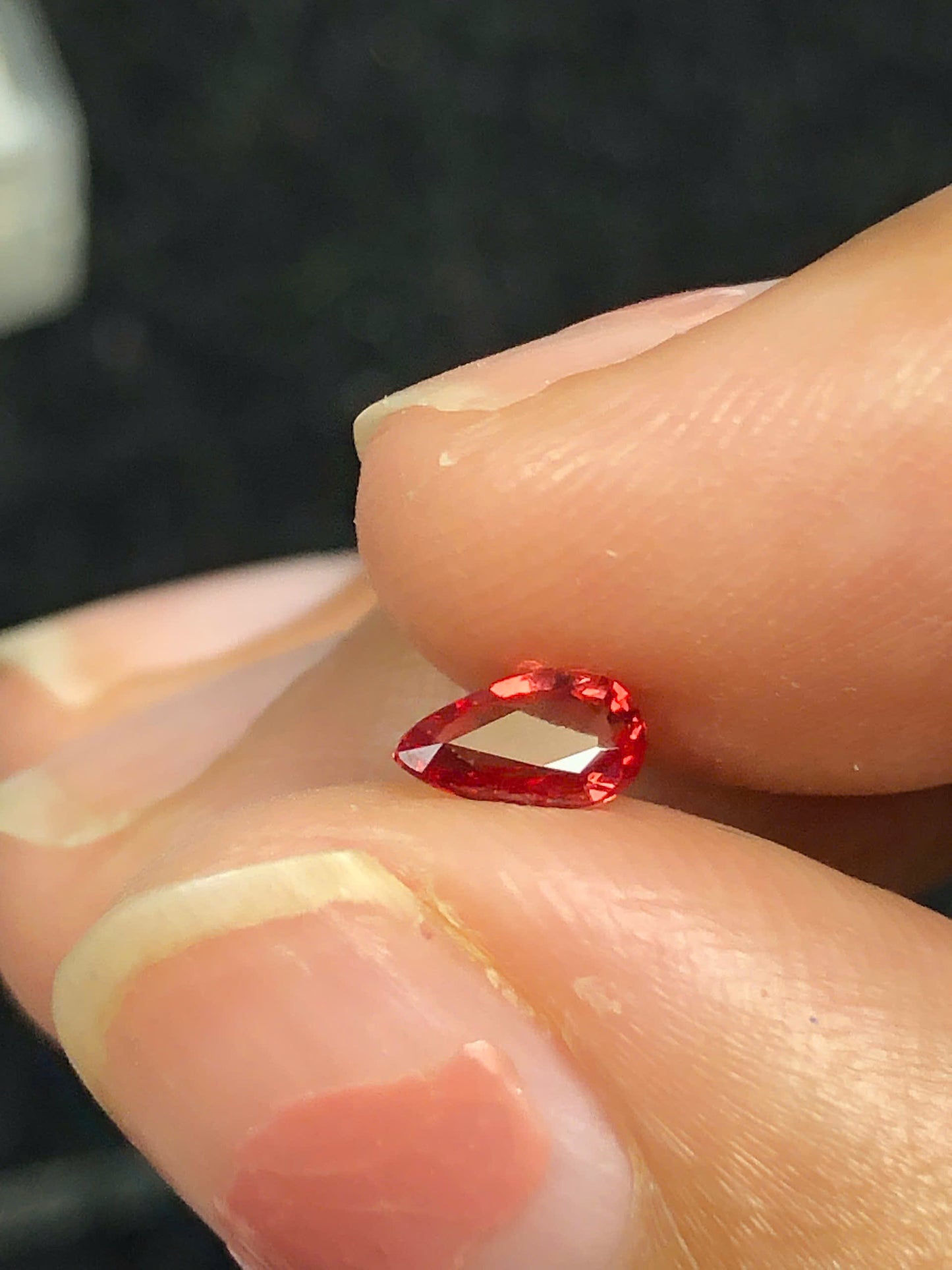 Natural orange spinel LucYen 0.28ct - 06122505