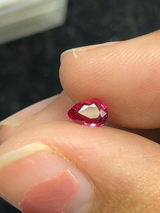 Natural pink spinel LucYen 0.27ct - 06122508