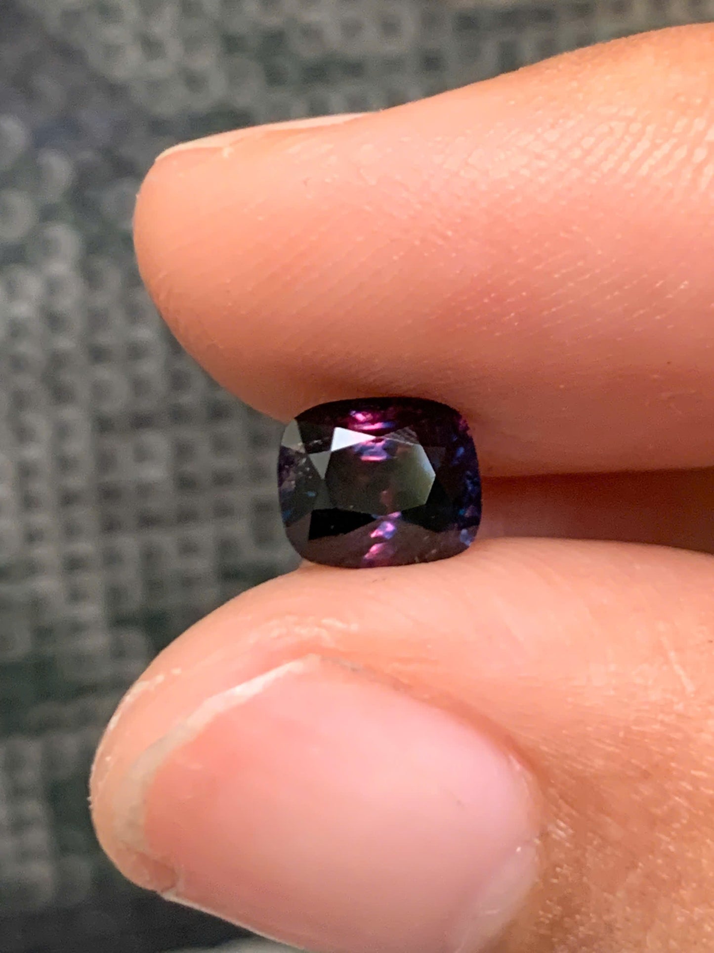 1.305ct of Purple sapphire _ 08072511