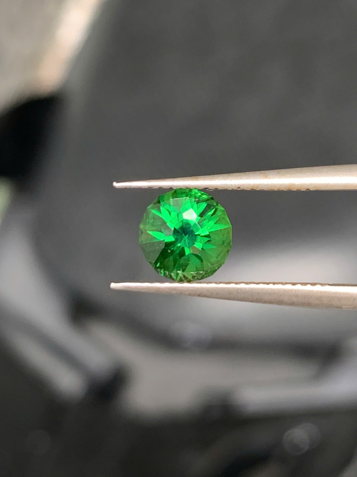 Green Garnet 0.95ct _ 090725