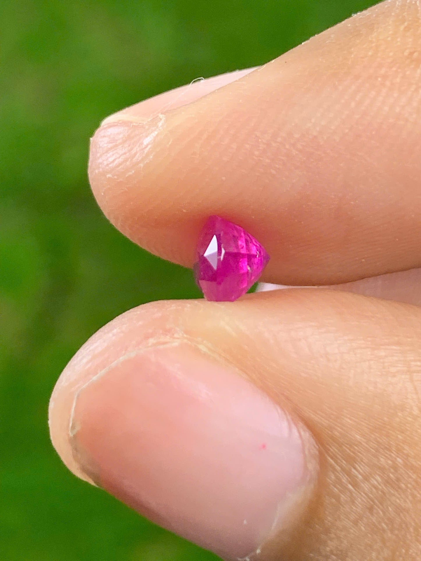 0.845ct of Ruby LucYen _ 18072505