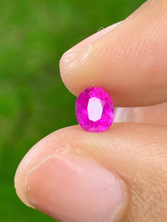 0.845ct of Ruby LucYen _ 18072505