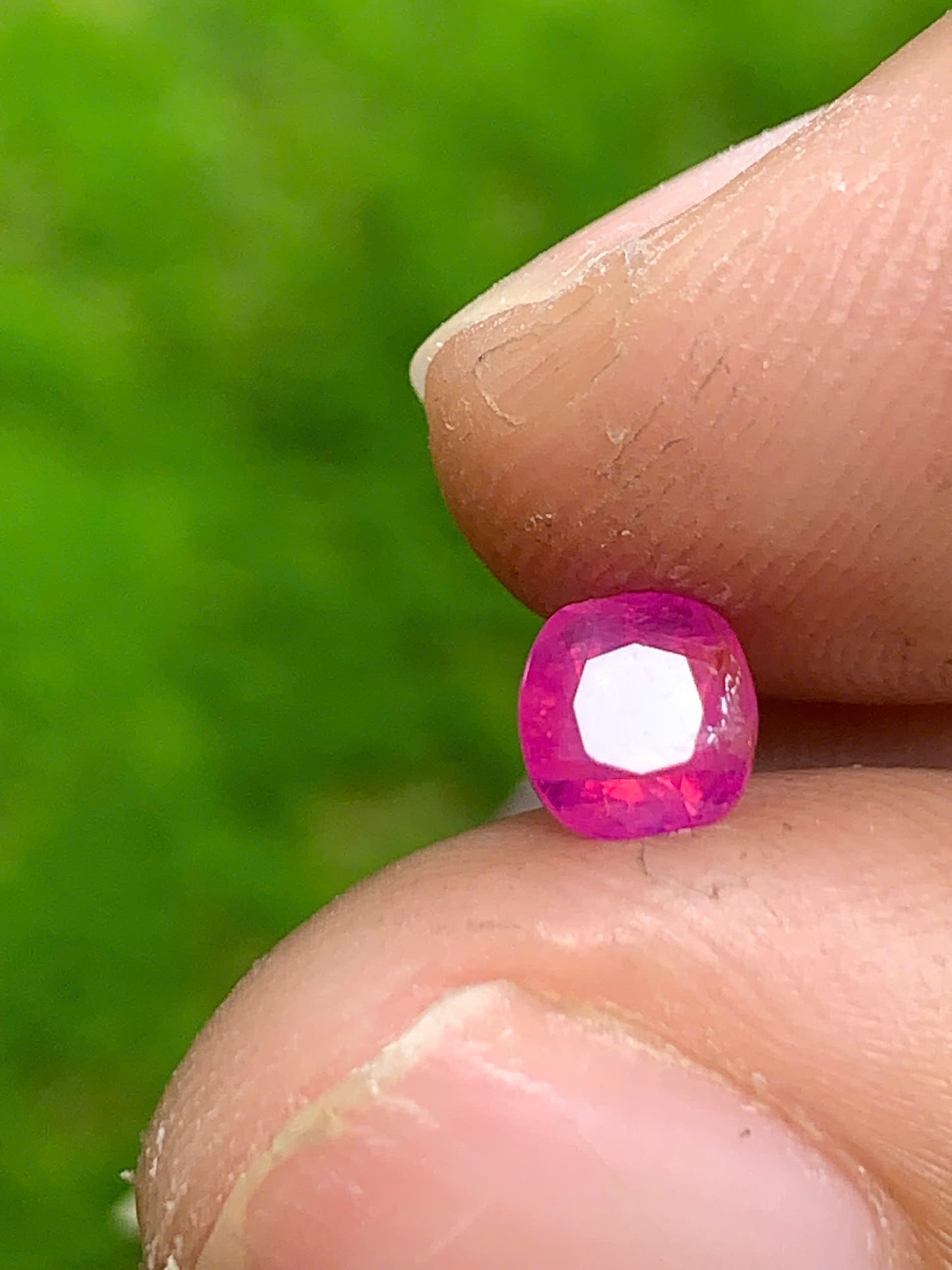 Natural pink sapphire LucYen _ 29072506