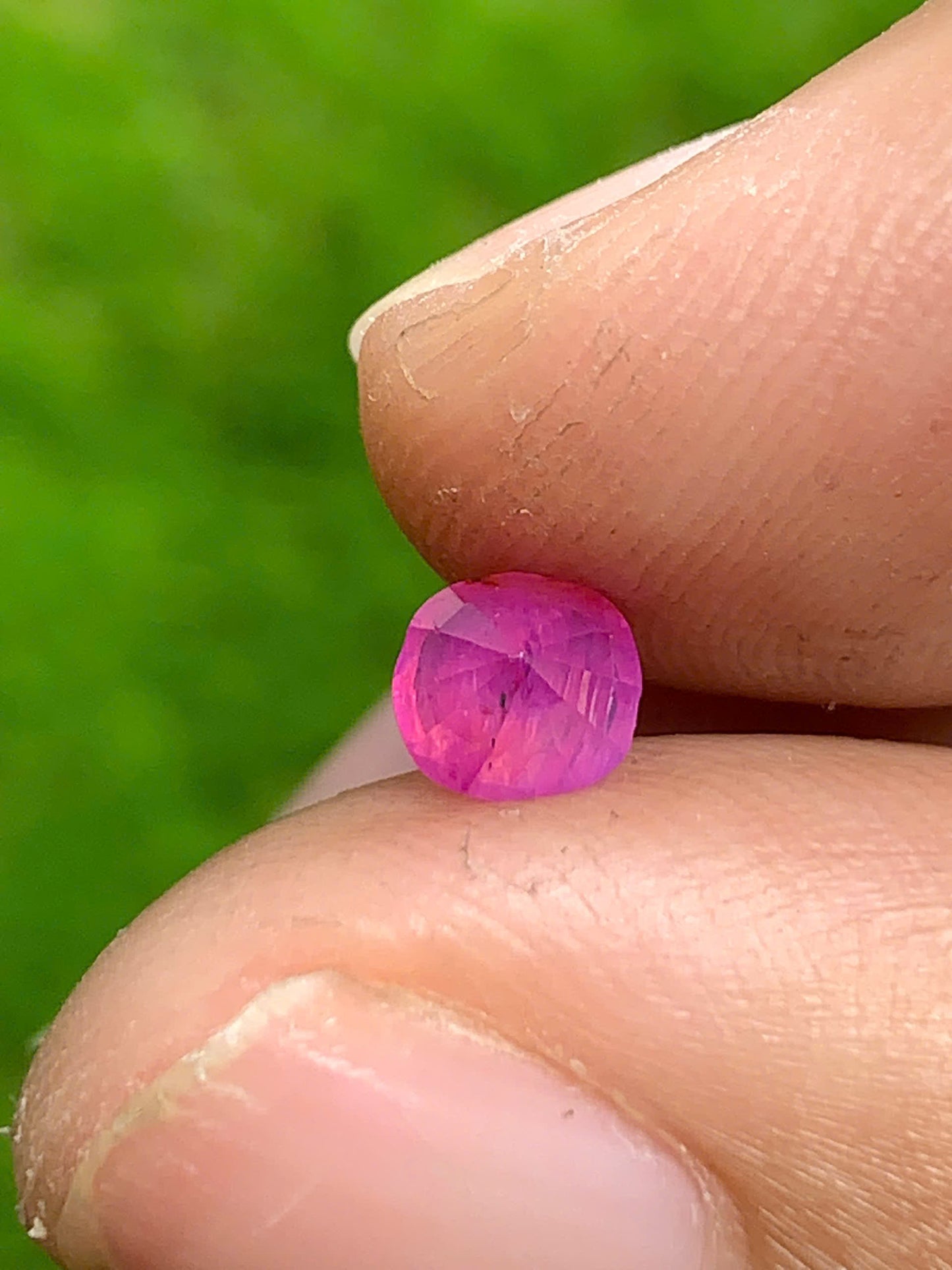 Natural pink sapphire LucYen _ 29072506