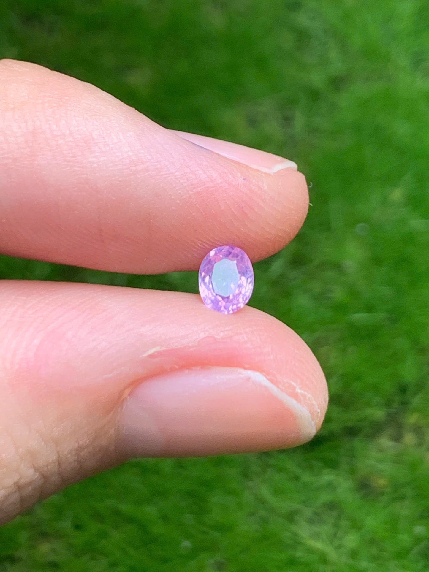 Natural purplish pink sapphire LucYen _ 29072524
