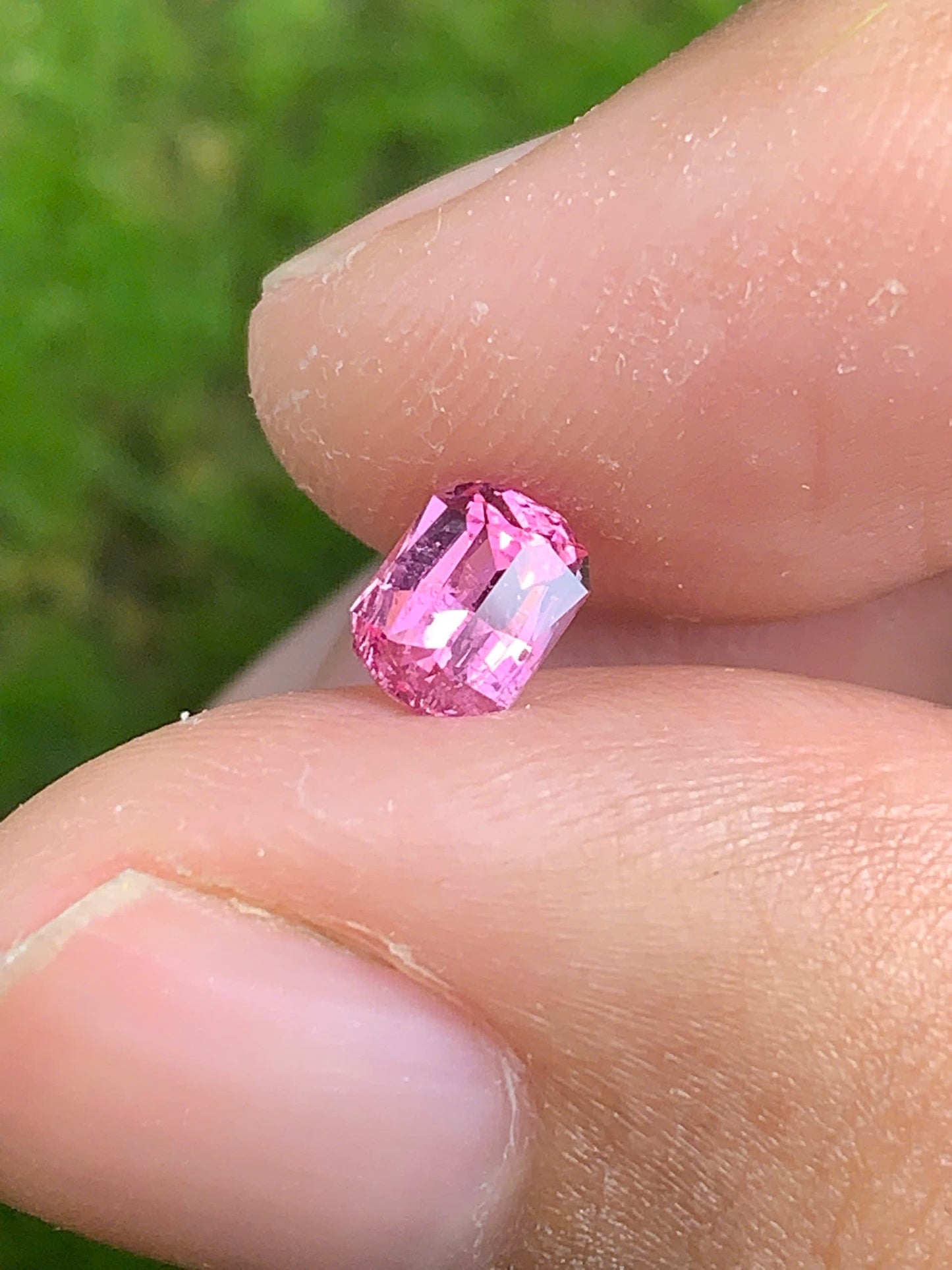 Natural Pink spinel LucYen _ 29072501