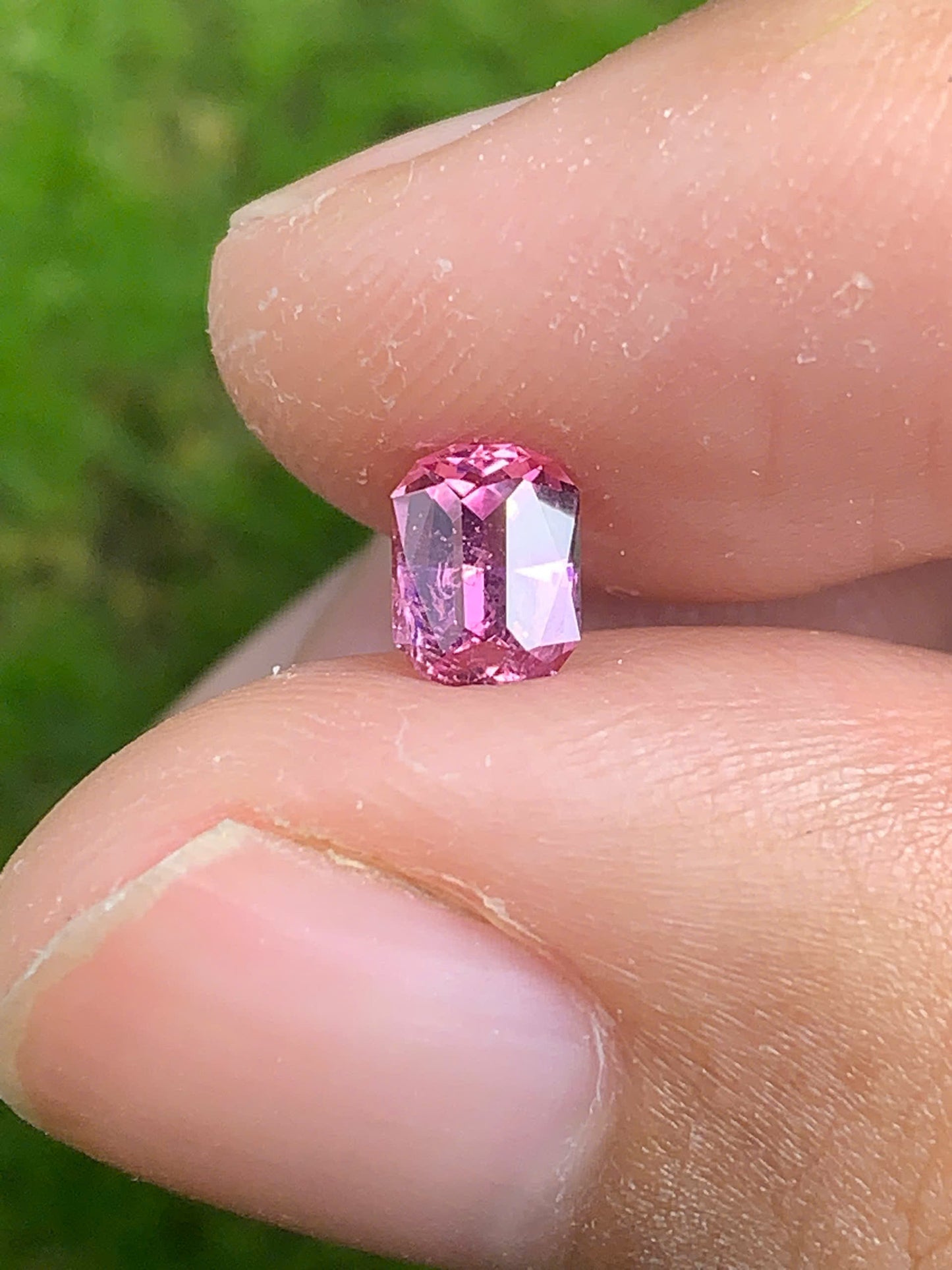 Natural Pink spinel LucYen _ 29072501