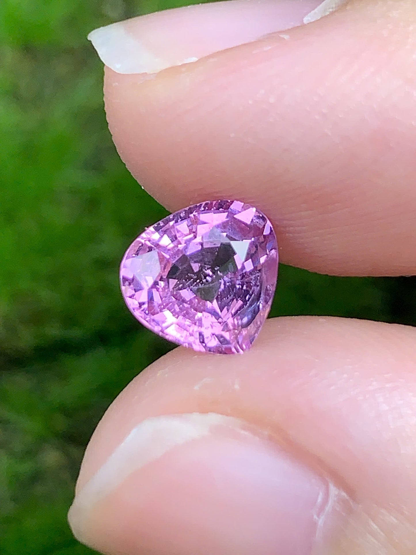 Natural Pink spinel LucYen _ 07082501