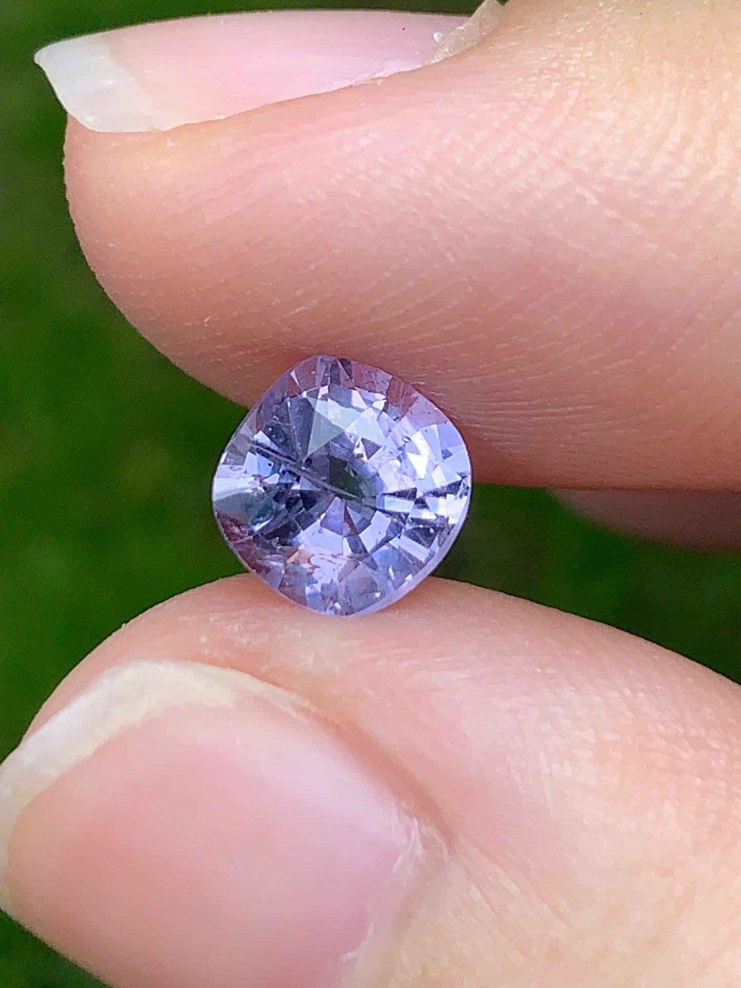 Natural Purplish Blue spinel LucYen _ 09082502