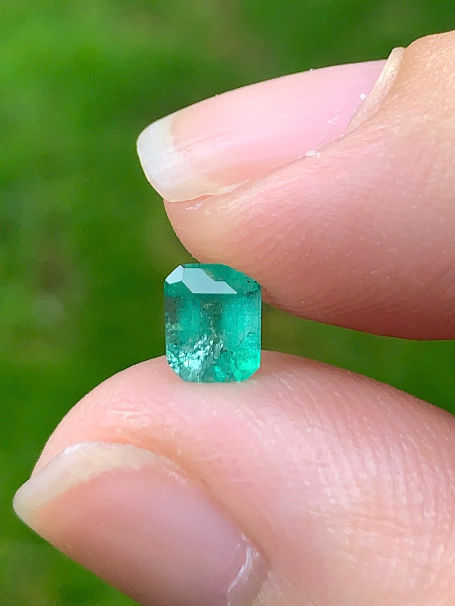 Natural emerald Columbia _ 09082511