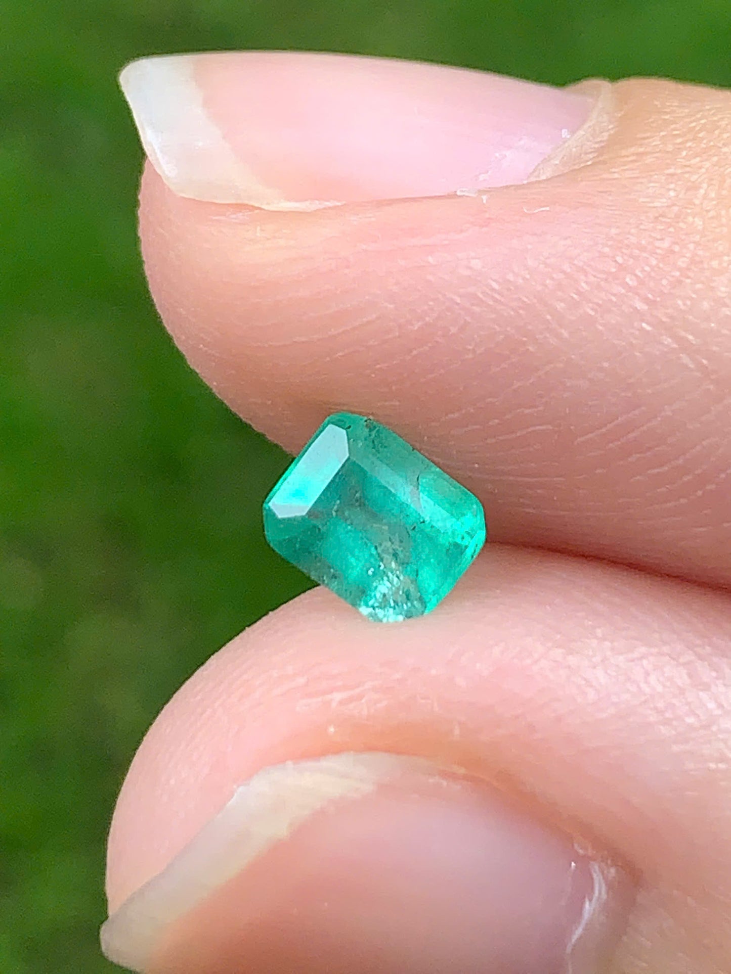 Natural emerald Columbia _ 09082511