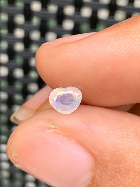 White silky Sapphire Luc Yen 0.49ct - 05072510