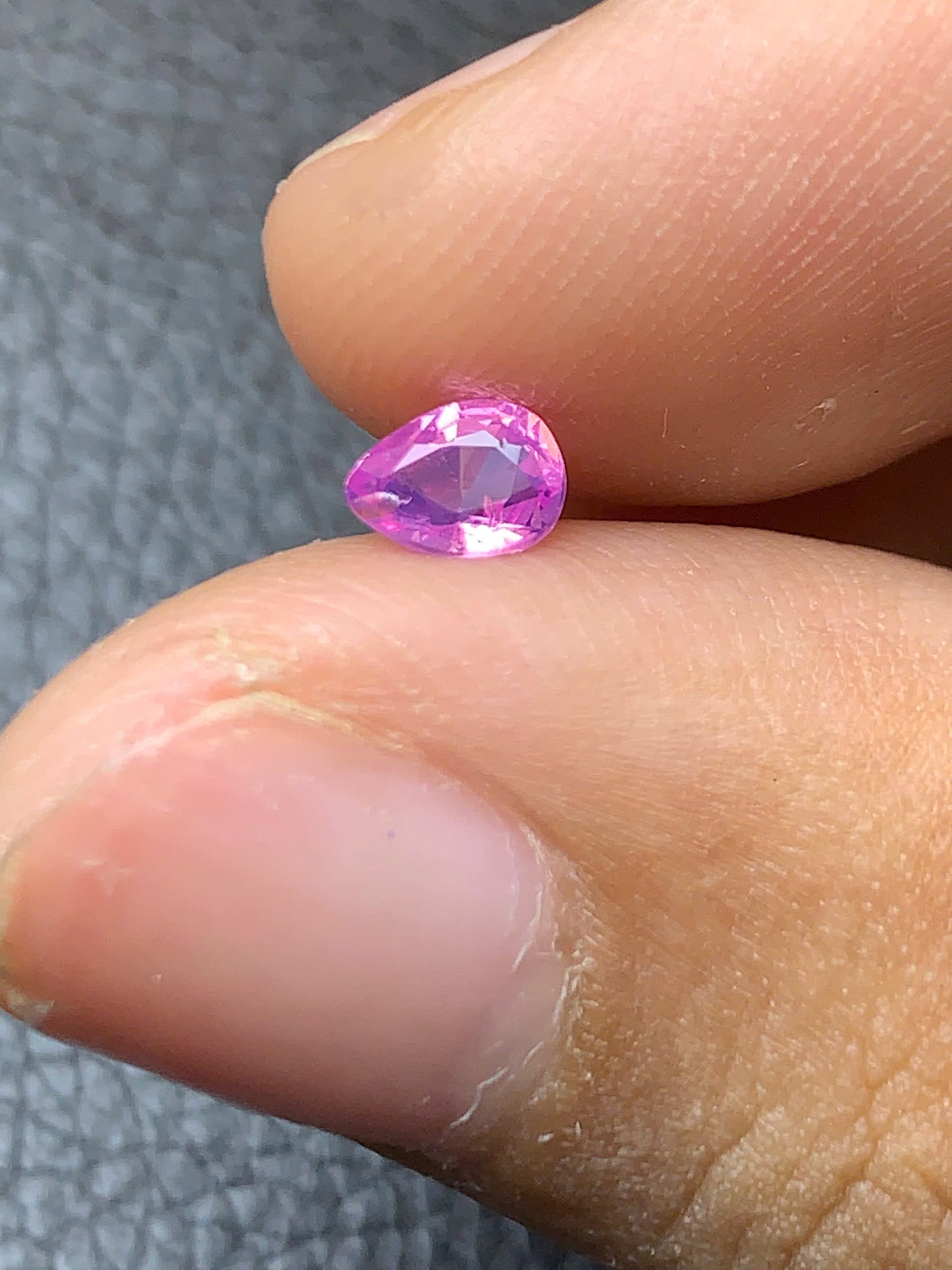 Pink Sapphire Eye Clean Luc Yen 0.37ct - 06072510