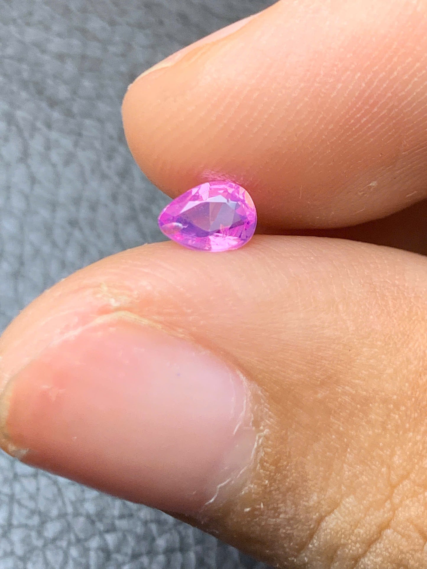 Pink Sapphire Eye Clean Luc Yen 0.37ct - 06072510