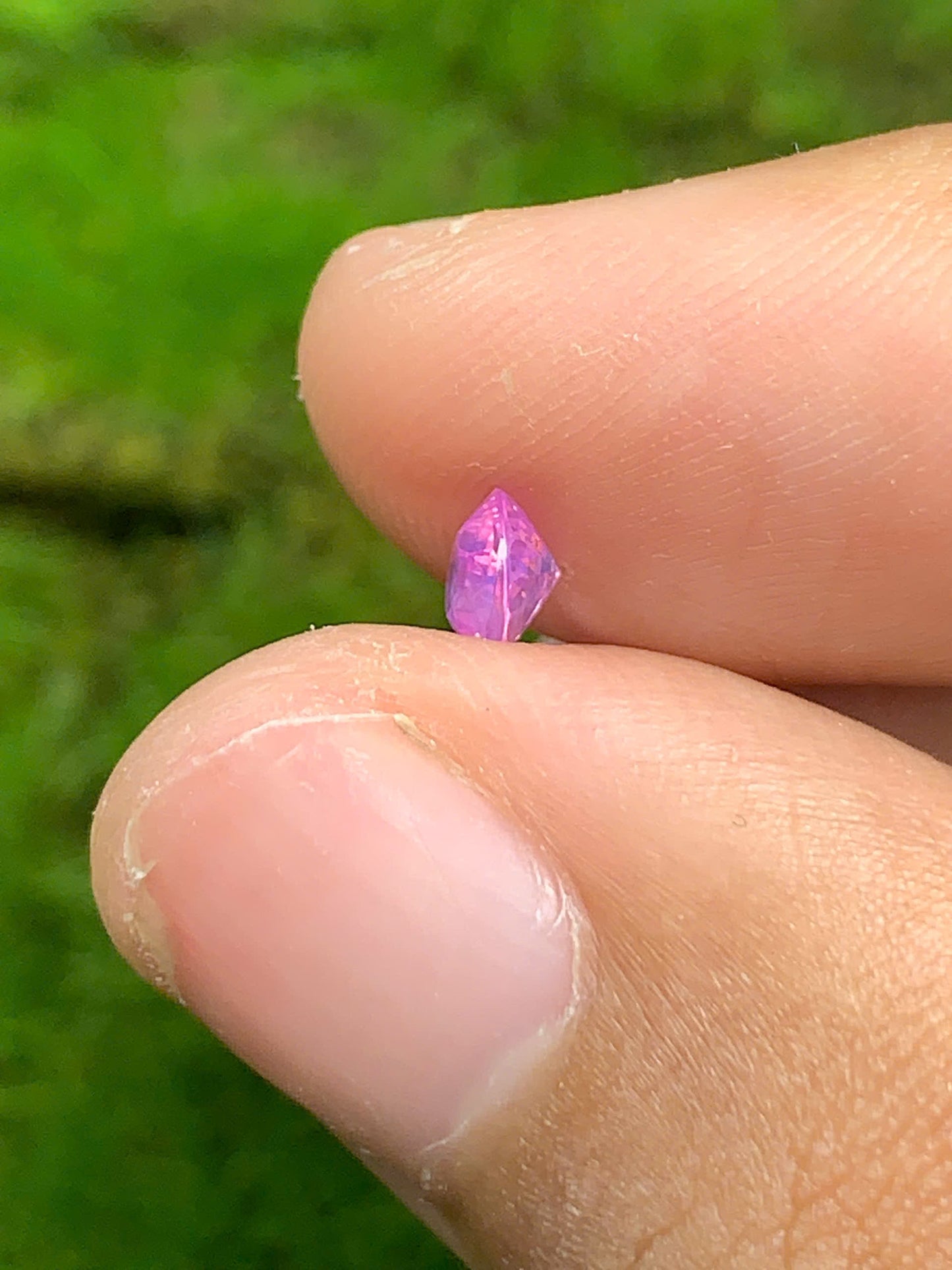 Natural Purplish Pink Sapphire Luc Yen 0.5ct - 16072505