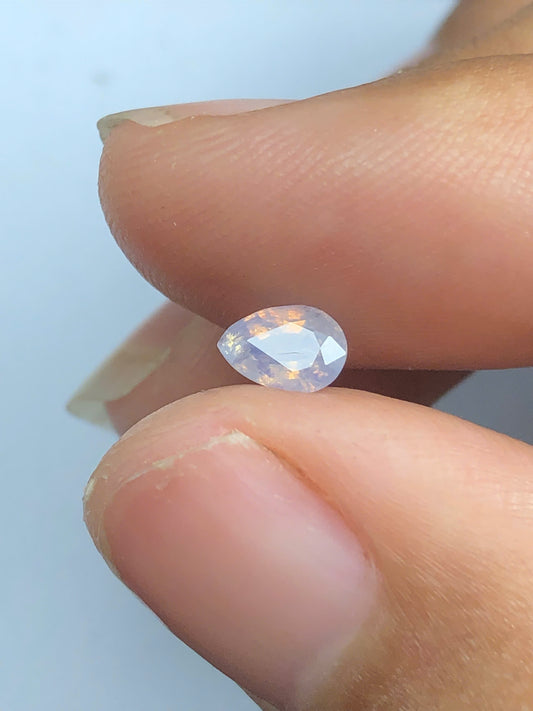 Natural white silky sapphire LụcYên 0.50ct_ 25122512