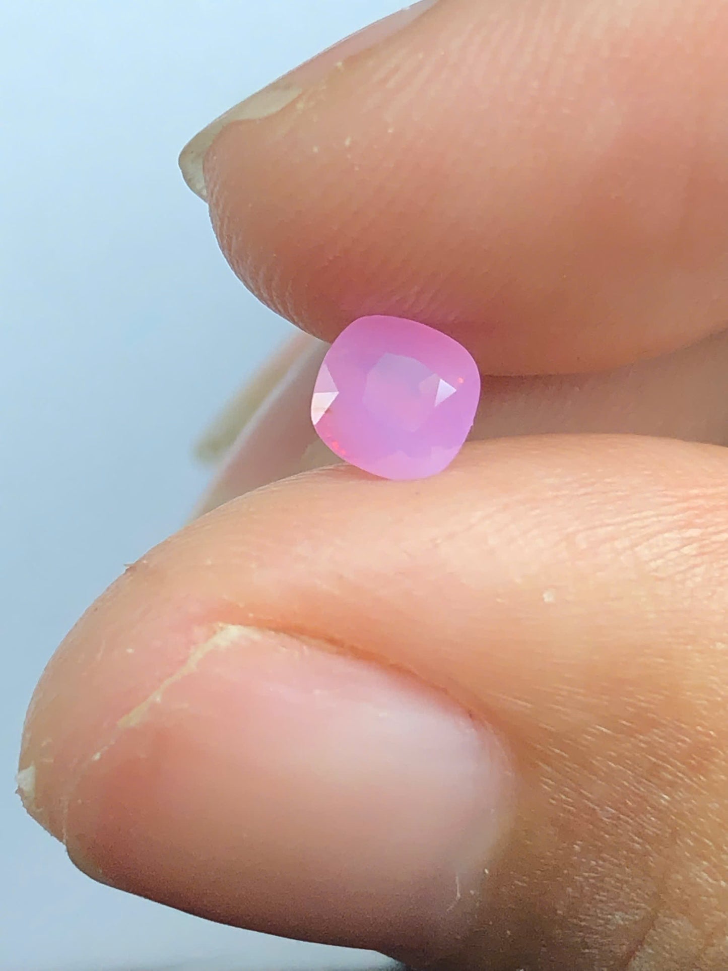 Natural pink silky sapphire LụcYên  0.57ct_ 25122522
