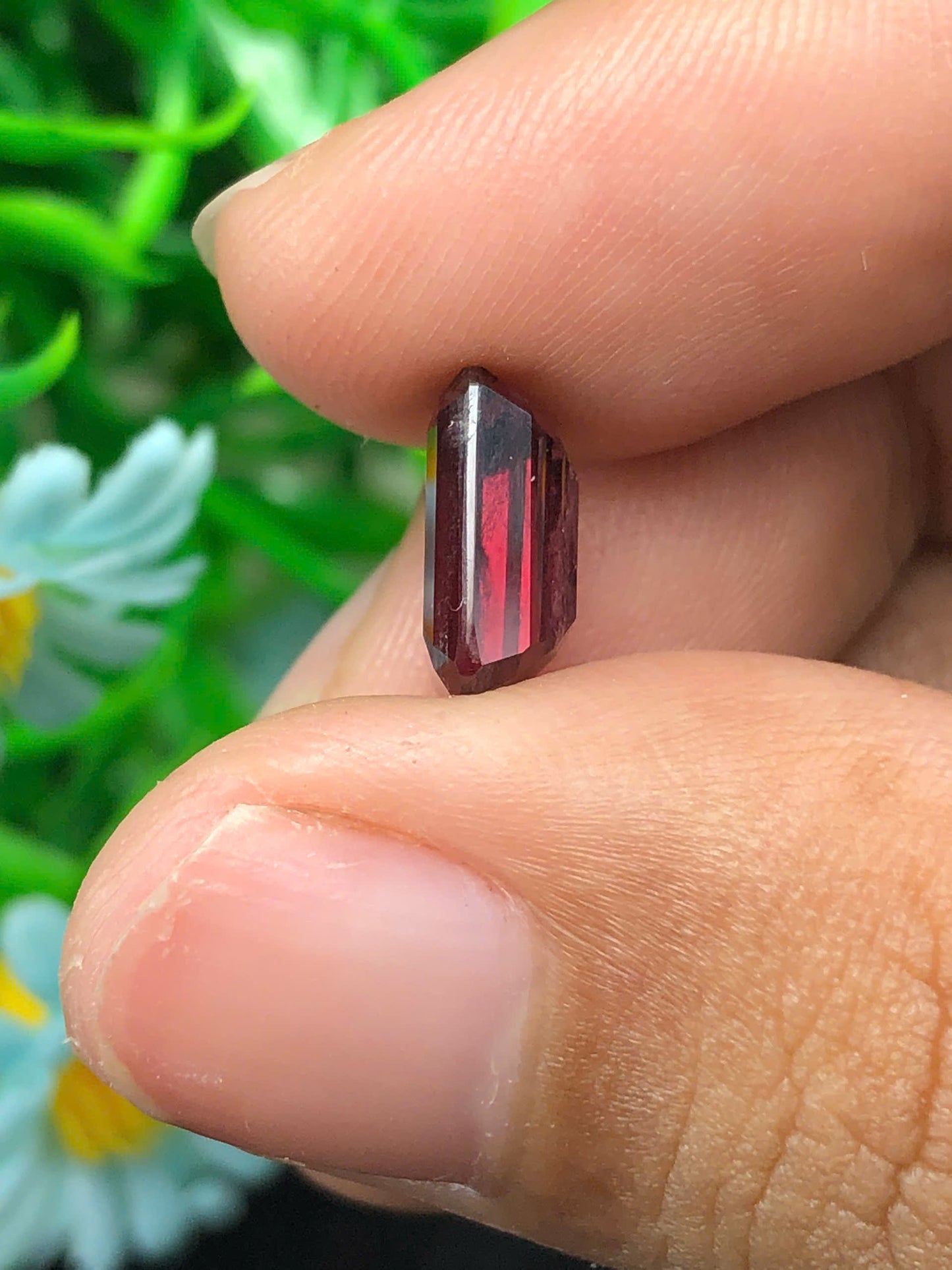 Natura Brown Red spinel LucYen 3.2ct - 25122524