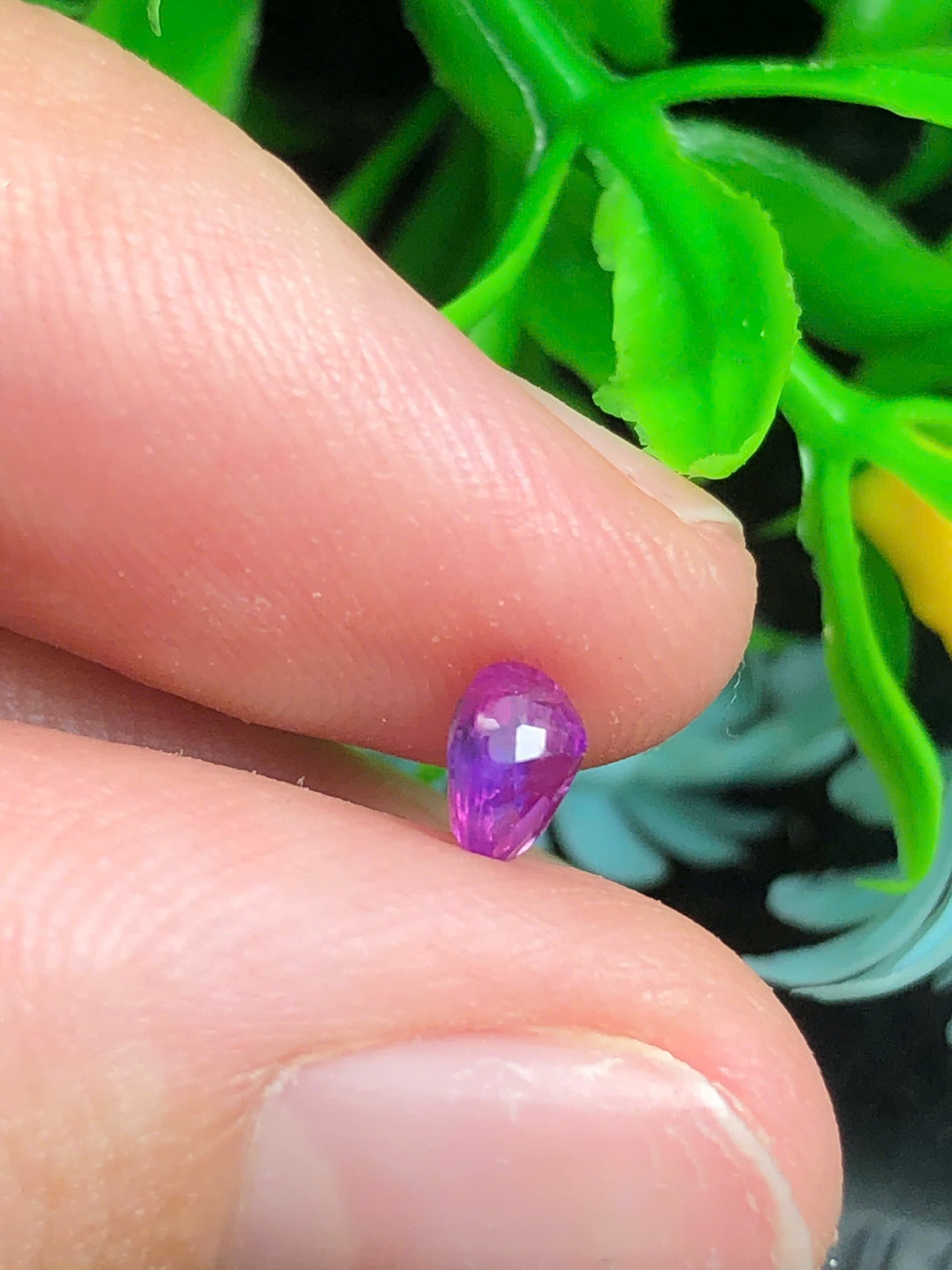 Natural Pinkish Purple Sapphire Luc Yen 0.59ct - 17072509