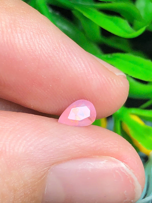 Natural orangish pink Sapphire Luc Yen 0.49ct - 17072517