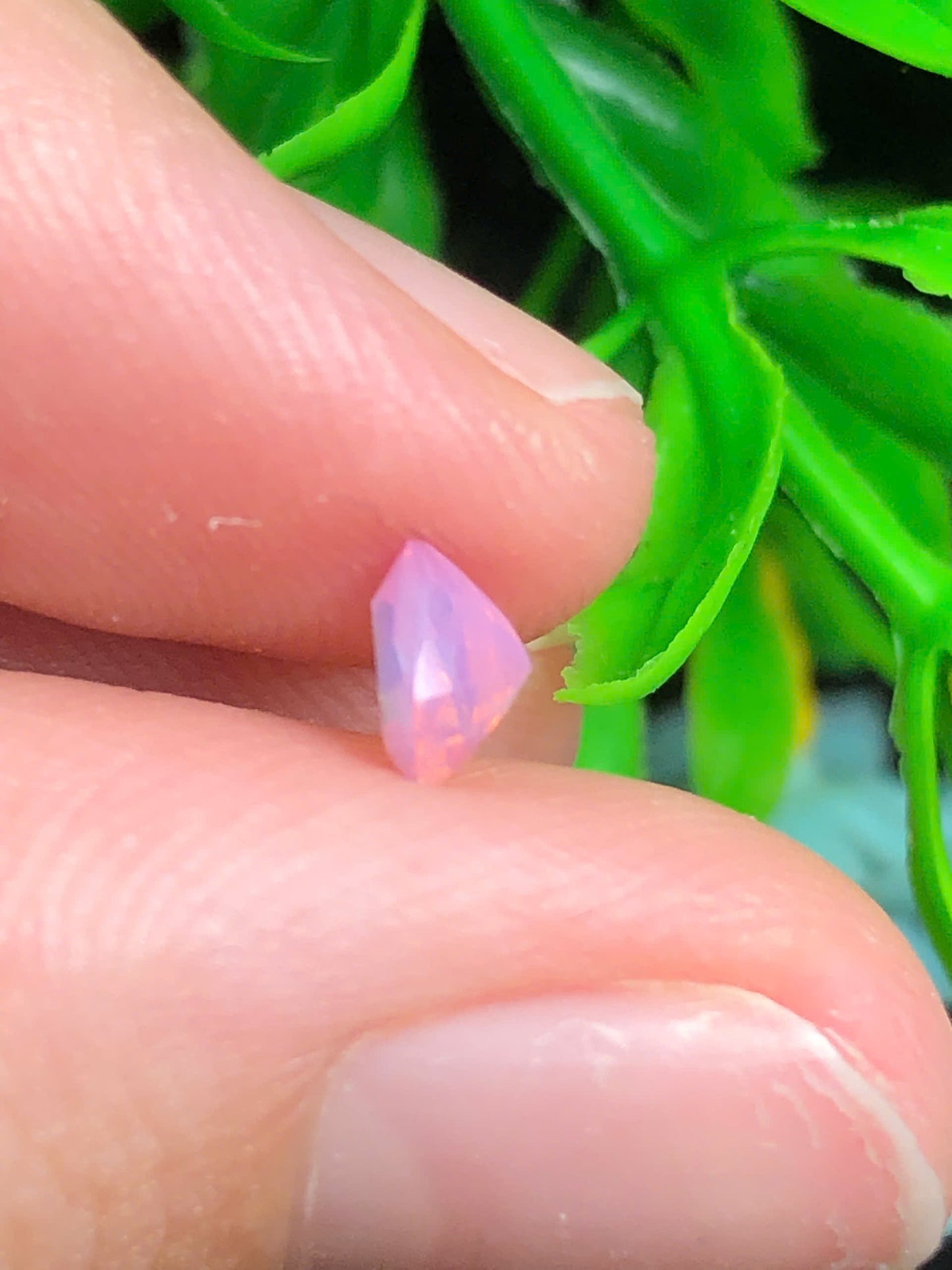 Natural orangish pink Sapphire Luc Yen 0.49ct - 17072517