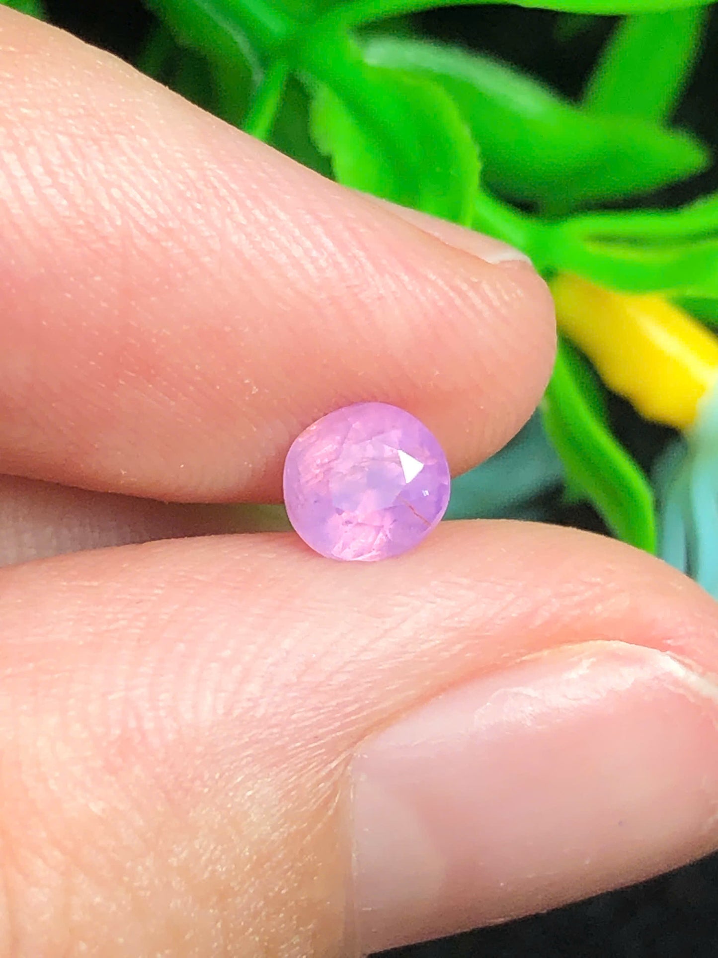Natural Pink Sapphire Luc Yen 0.74ct - 17072550